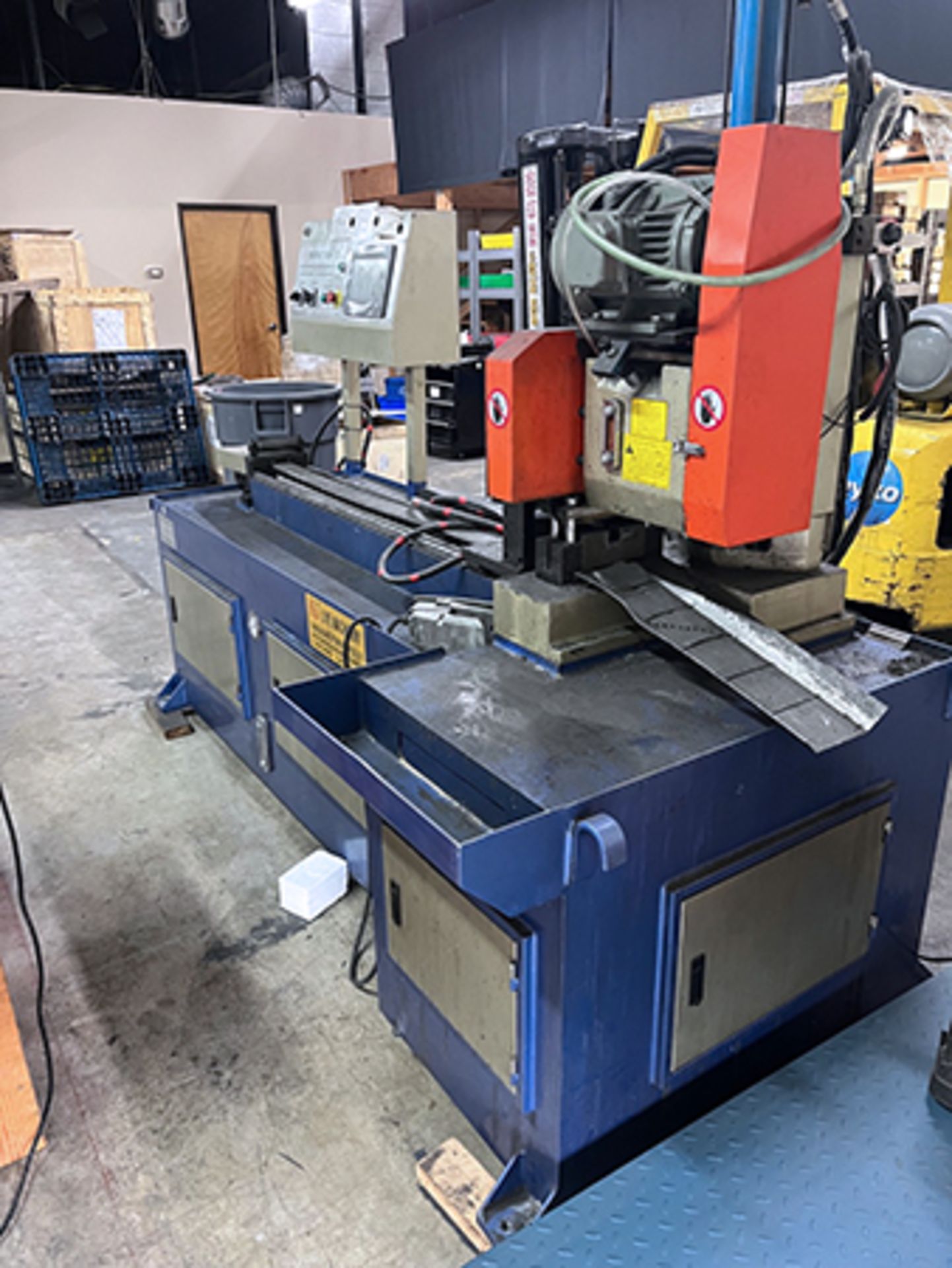 LYM - Cold Saw - YJ-425CNC - Automatic Feed - 39in capacity (2021) - Image 3 of 7