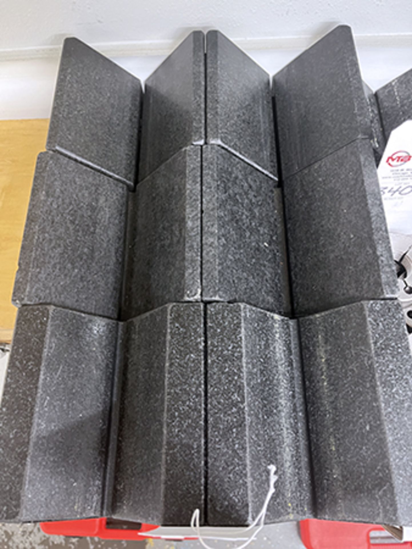 Black Granite V-Blocks - Image 4 of 6