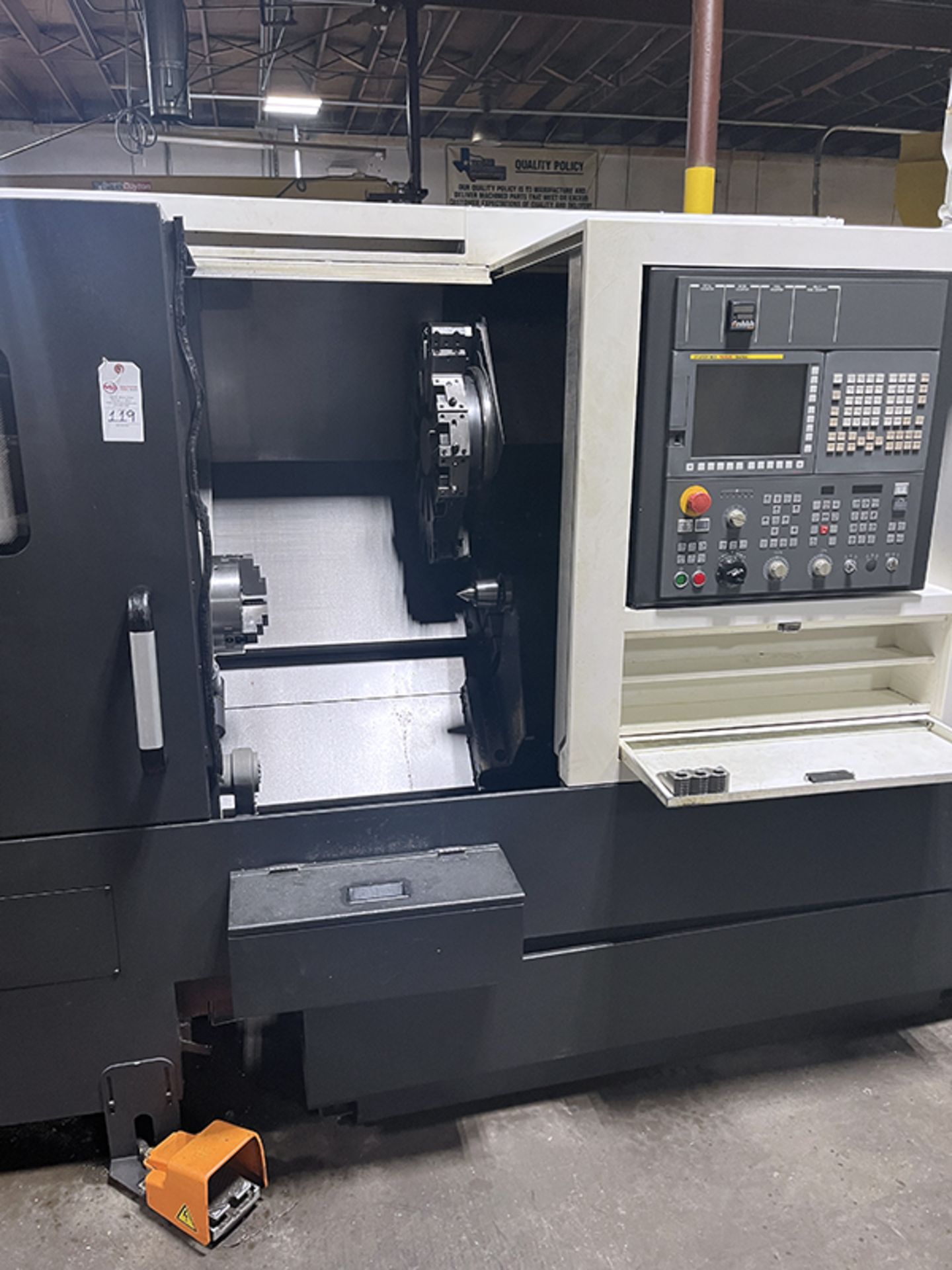 Hyundai Wia L230A CNC Lathe (2017) - Image 6 of 21