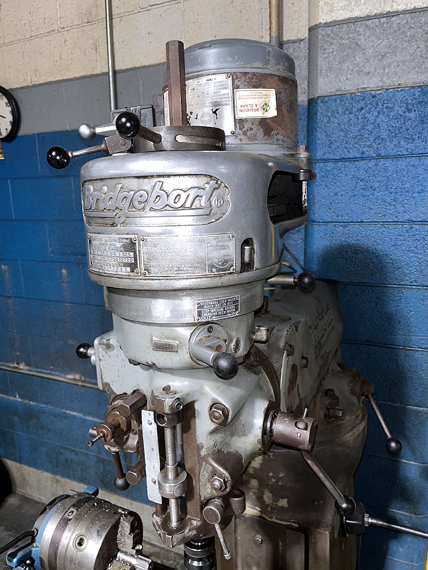 Bridgeport Vertical Milling Machine - Image 7 of 9