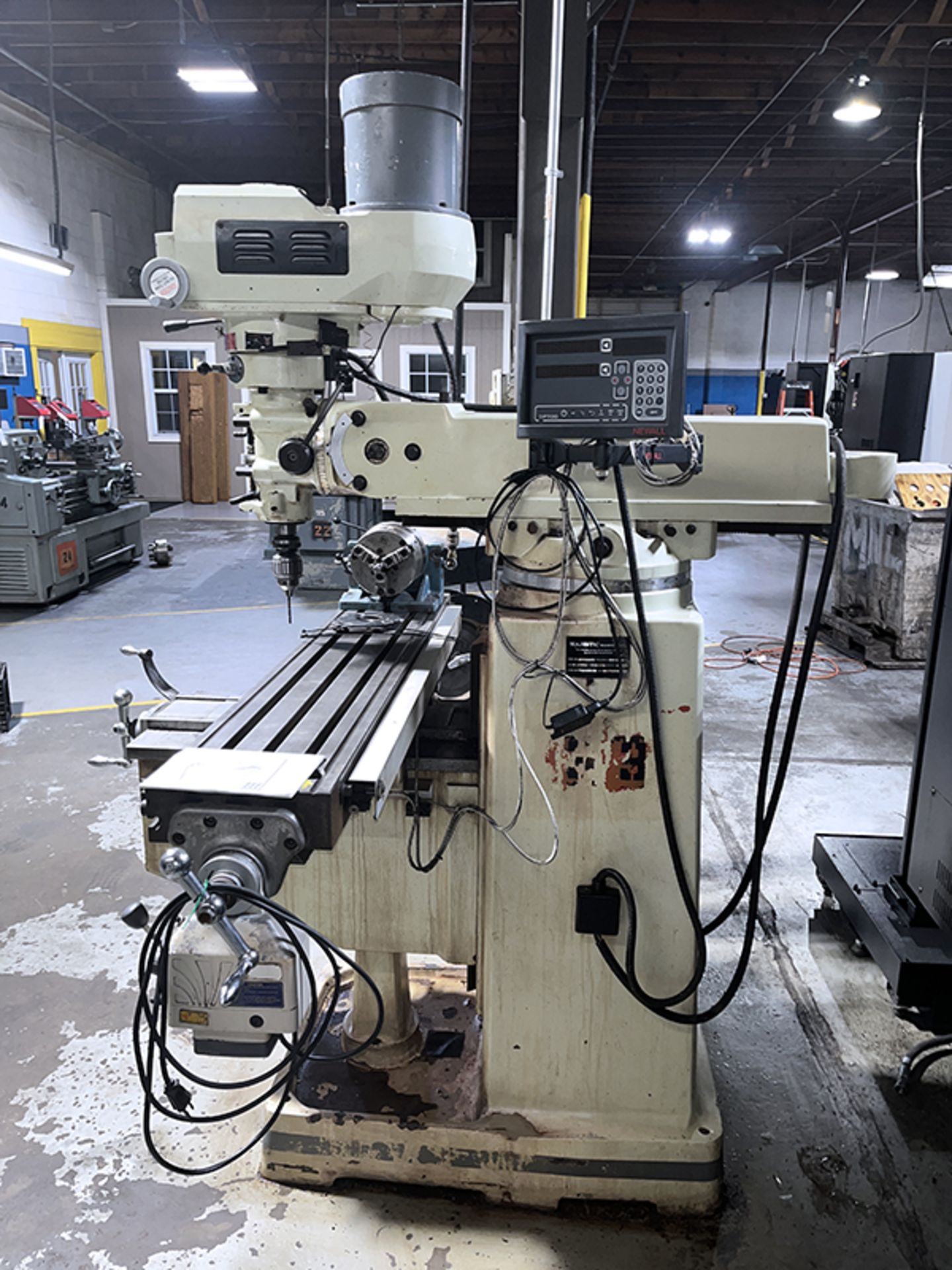 Majestic RM1054 V3 Vertical Milling Machine (2008) - Image 4 of 13