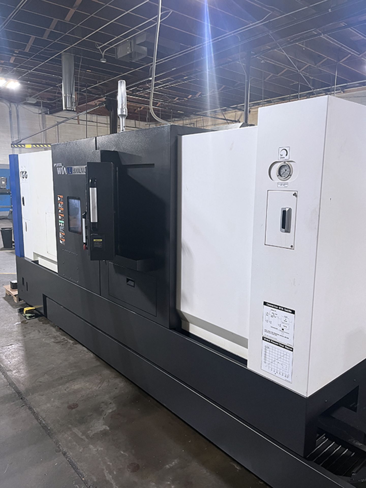 Hyundai Wia L300LMC Live Tool CNC Lathe (2019) - Image 4 of 21