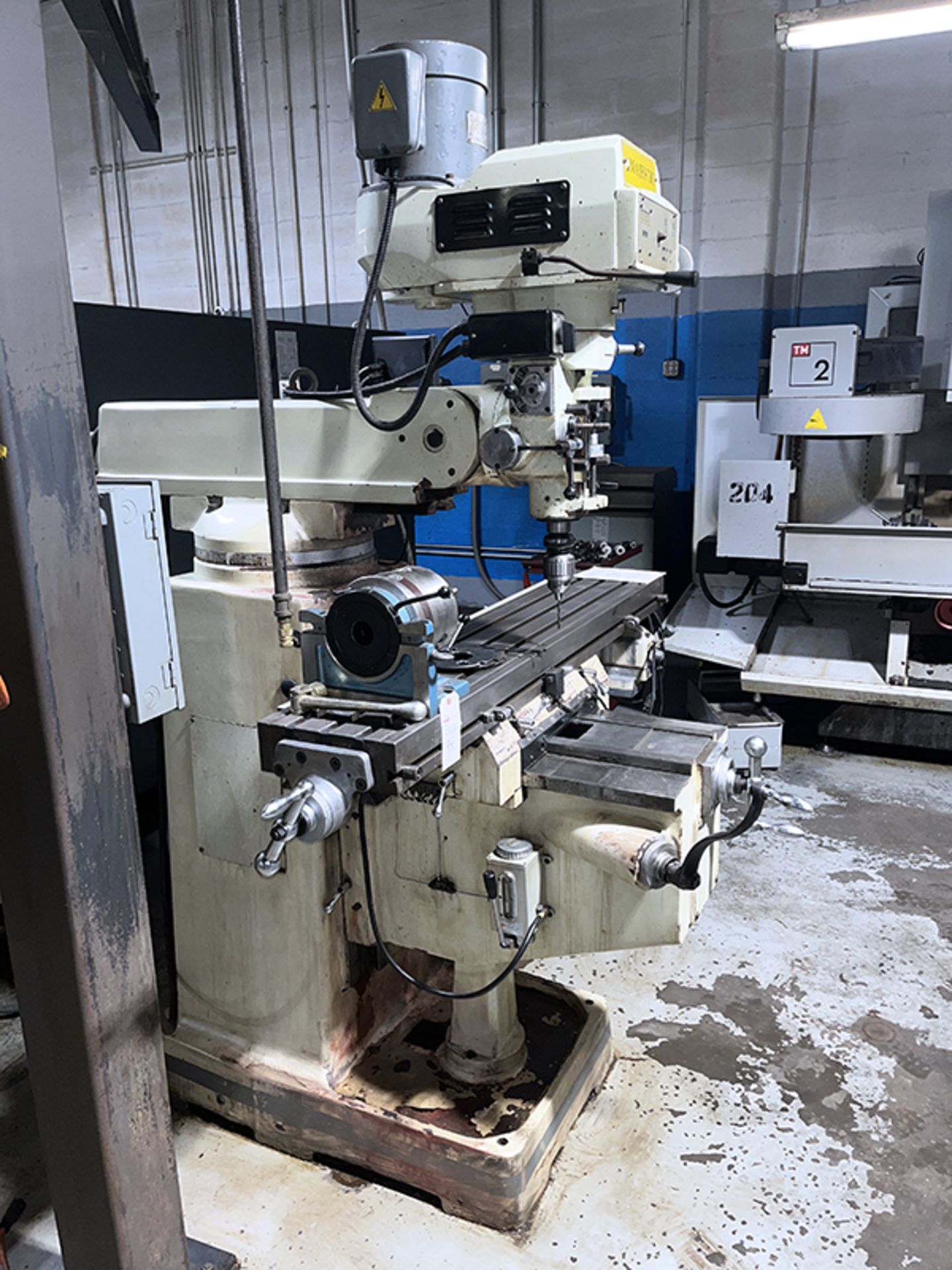 Majestic RM1054 V3 Vertical Milling Machine (2008) - Image 3 of 13