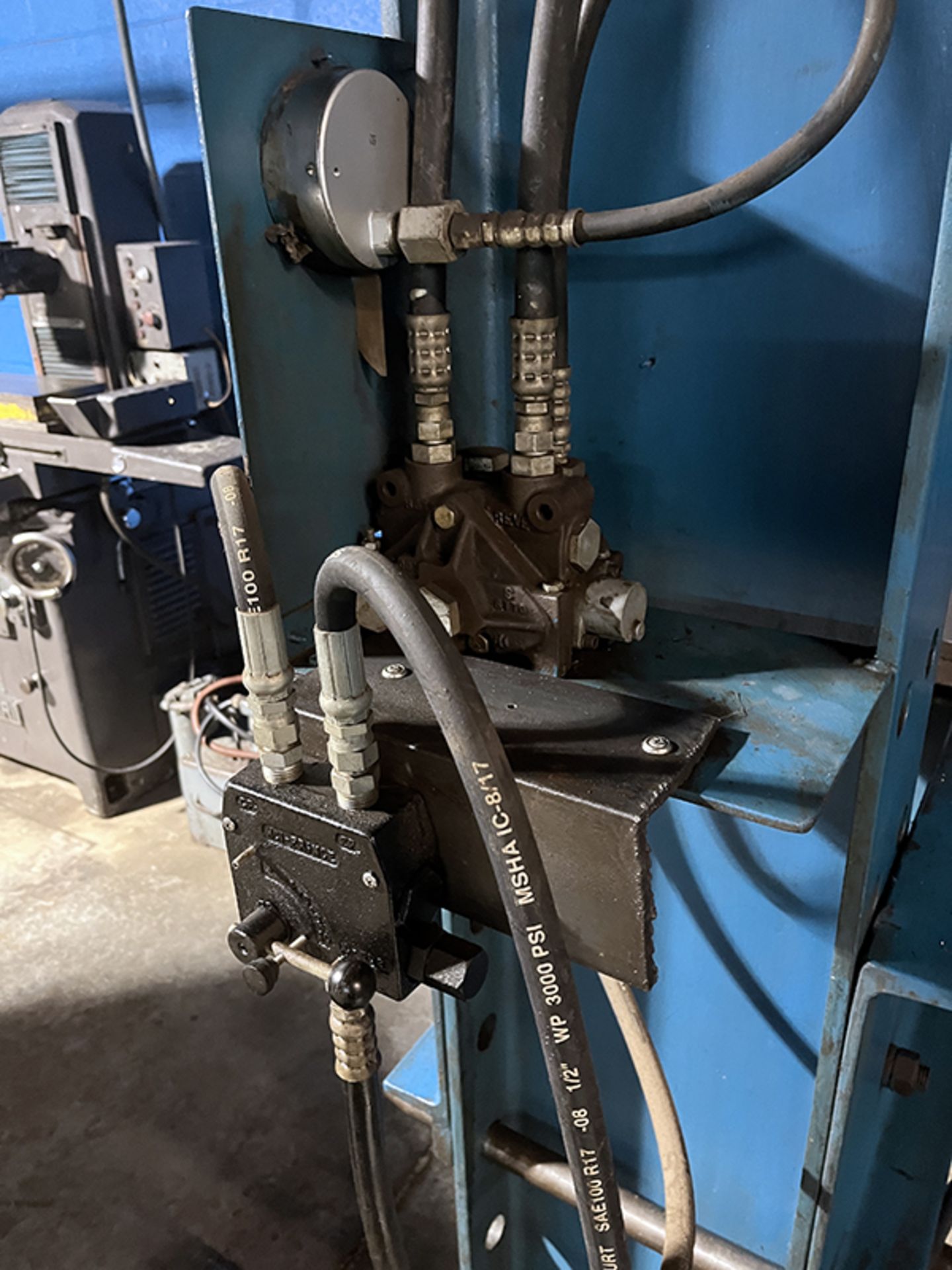 Hydraulic Shop Press - Image 4 of 9