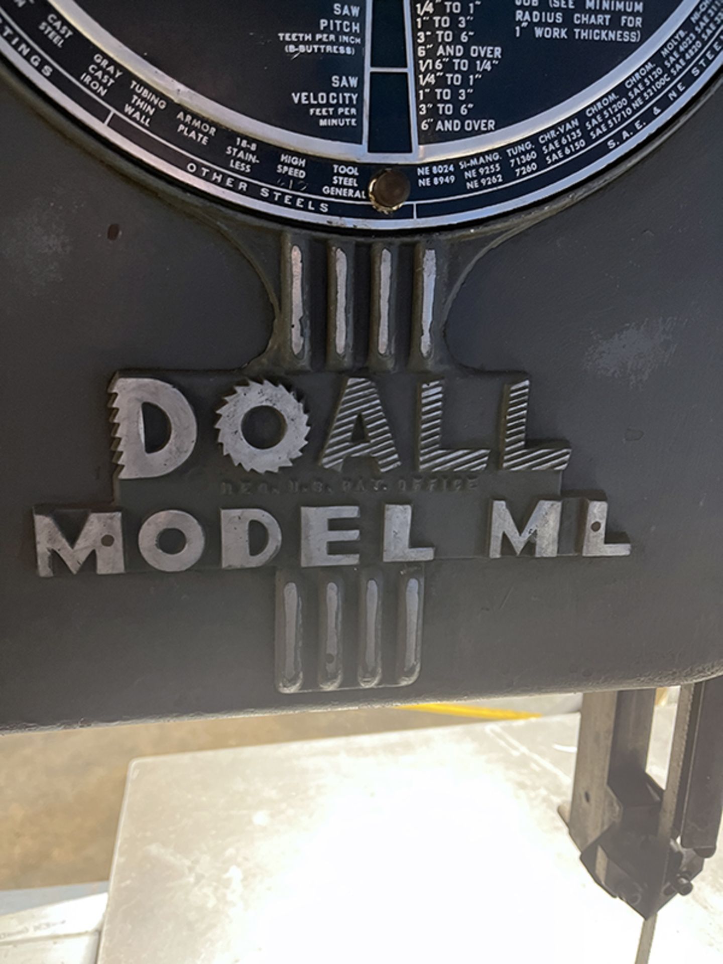 Doall ML Vertical Bandsaw - Image 2 of 8