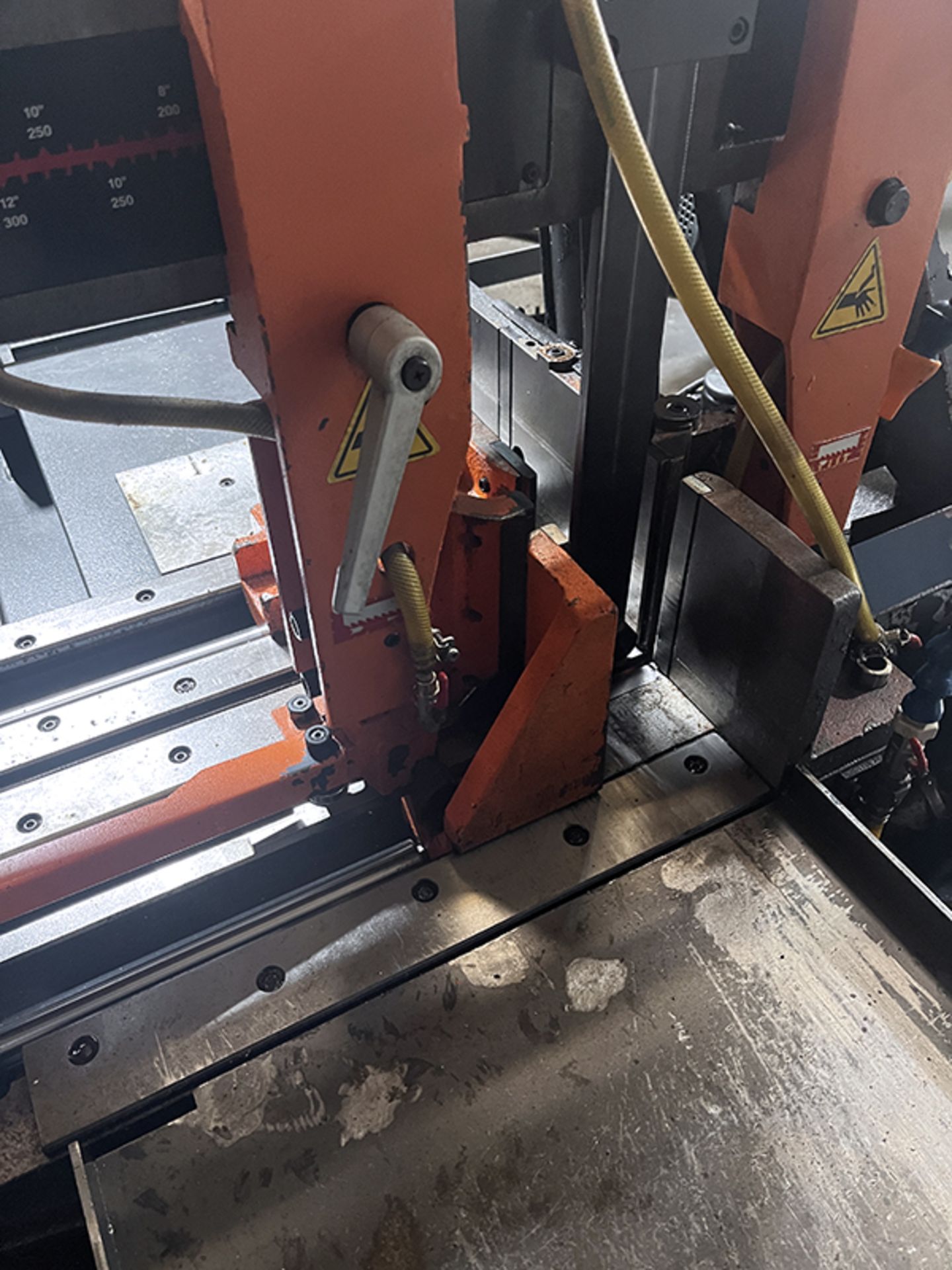 Cosen C325NC CNC Horizontal Bandsaw (2017) - Image 6 of 14