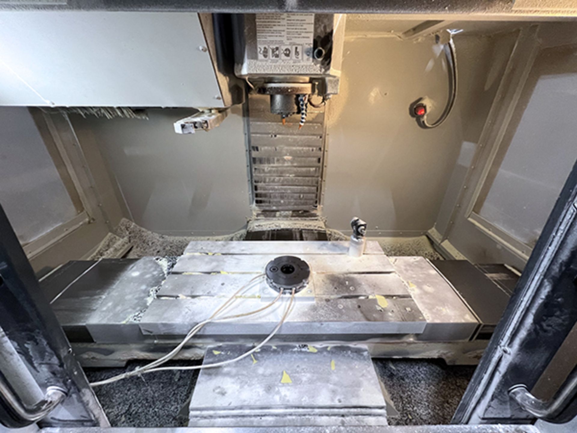 Haas VF-2YT Vertical Machining Center (2011) - Image 7 of 11