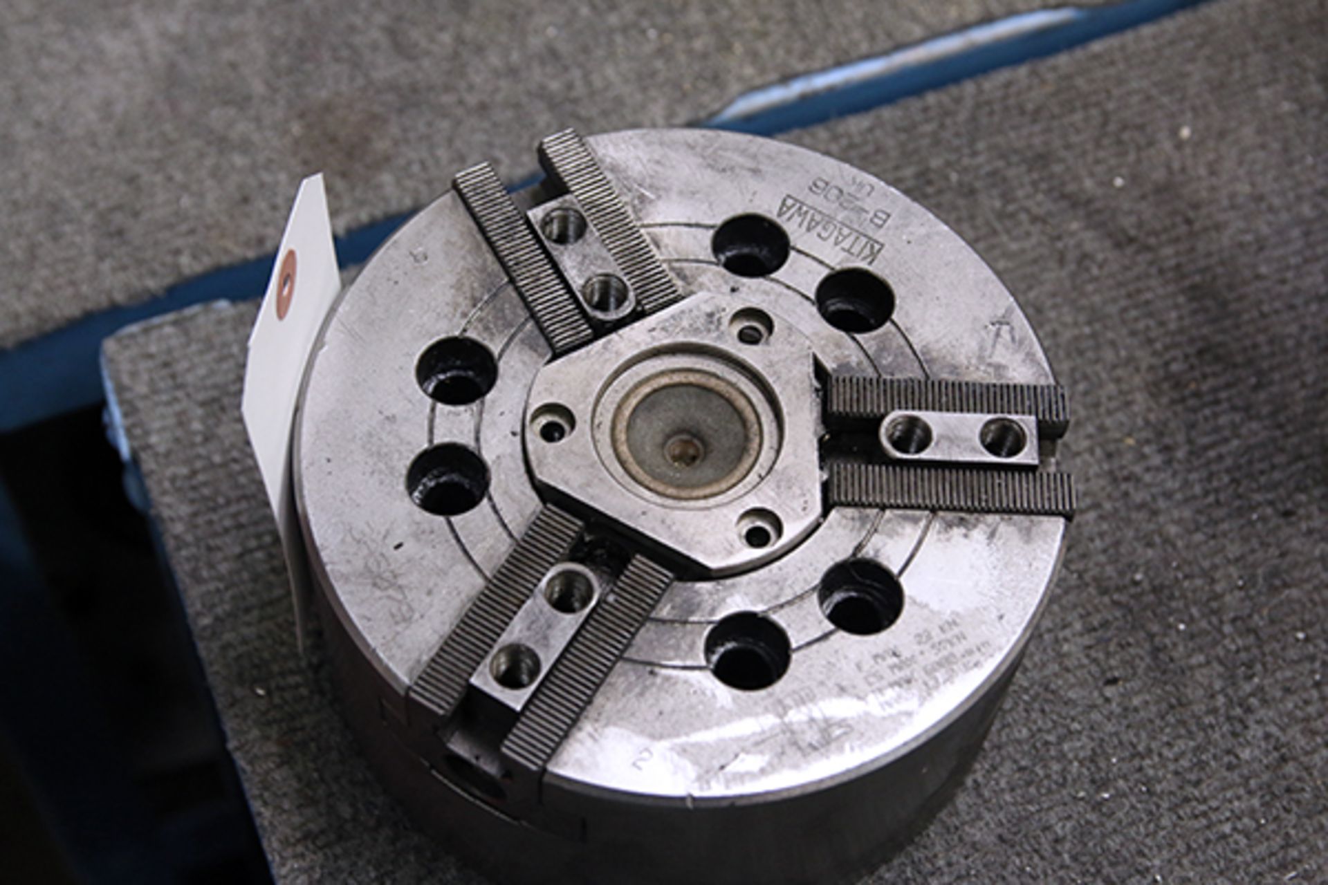 Kitagawa B-206 3 Jaw Thru Chuck