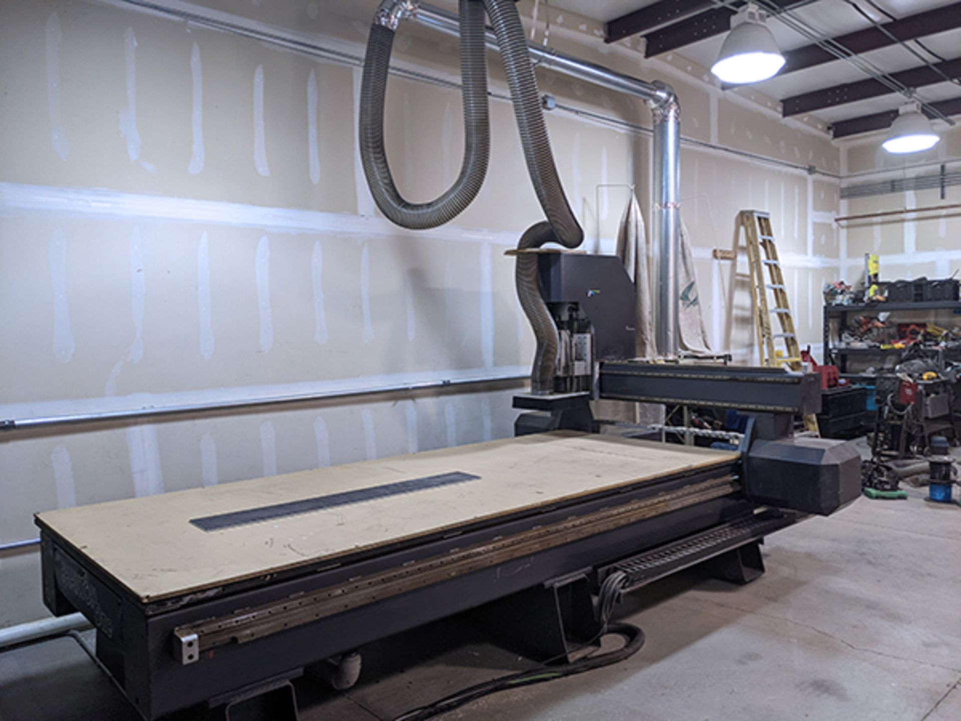 GMR Phantom One CNC Router (2008) - Image 3 of 11