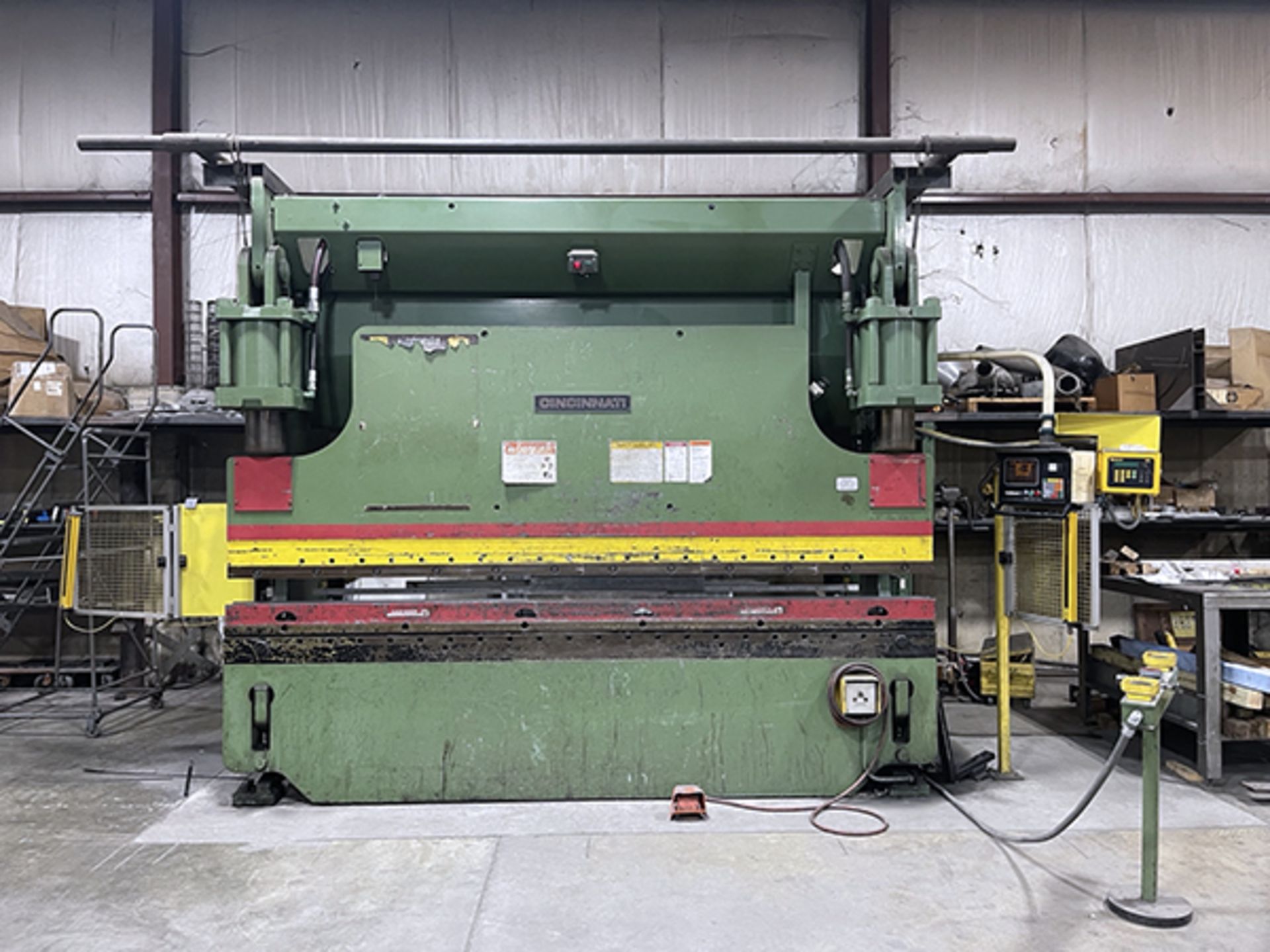 Cincinnati 230CB x 12ft Hydraulic Press Brake - Image 2 of 4