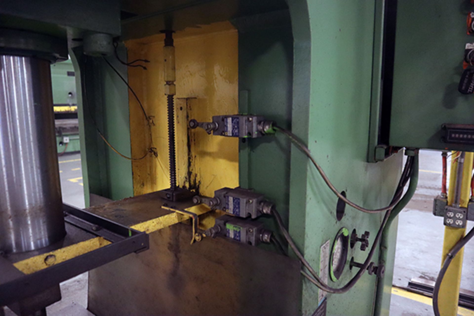 Denison MultiPress Gap Frame Hydraulic Press - Image 6 of 12