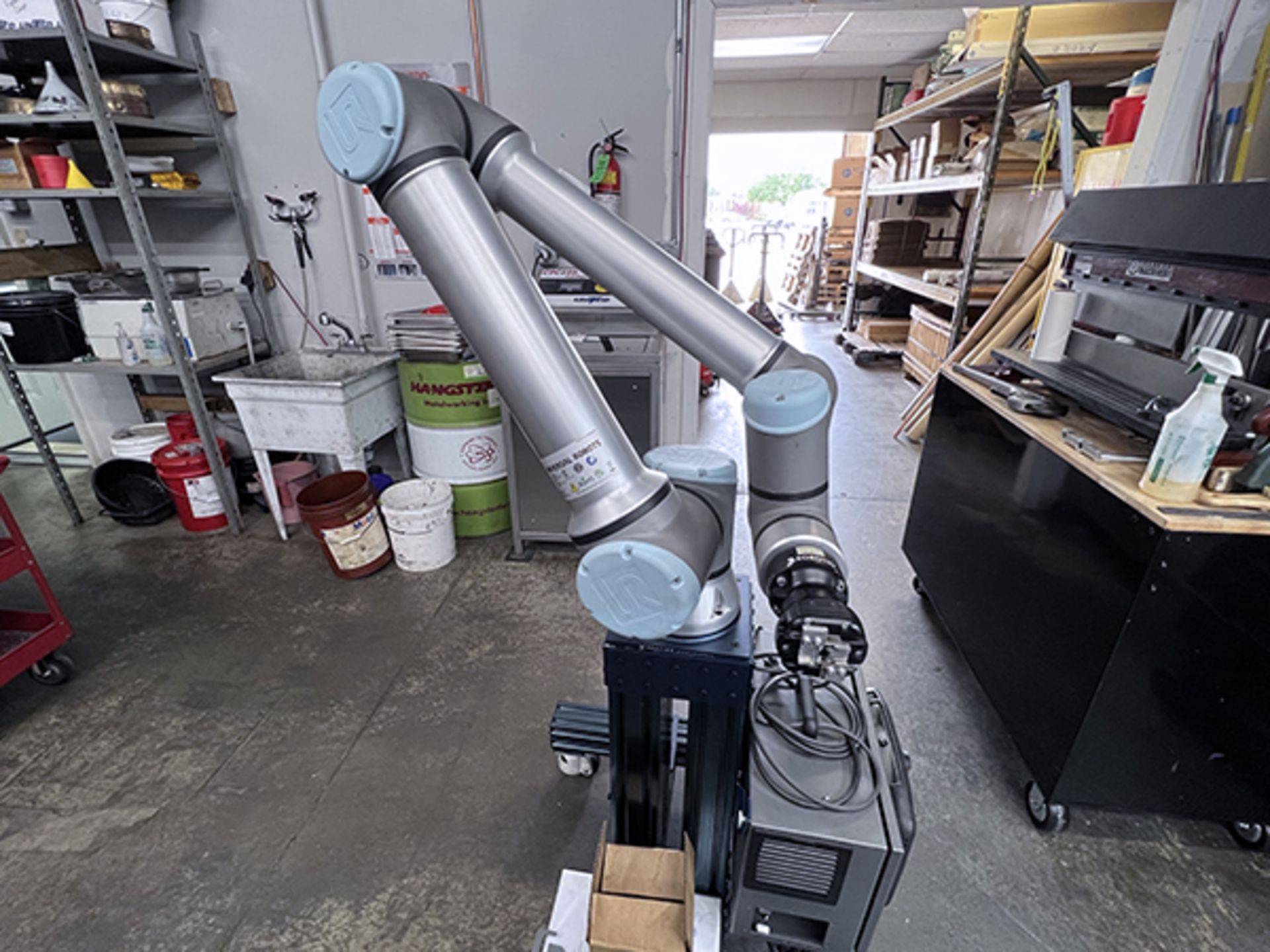Universal Robot UR10e 6 Axis Robot (2019)