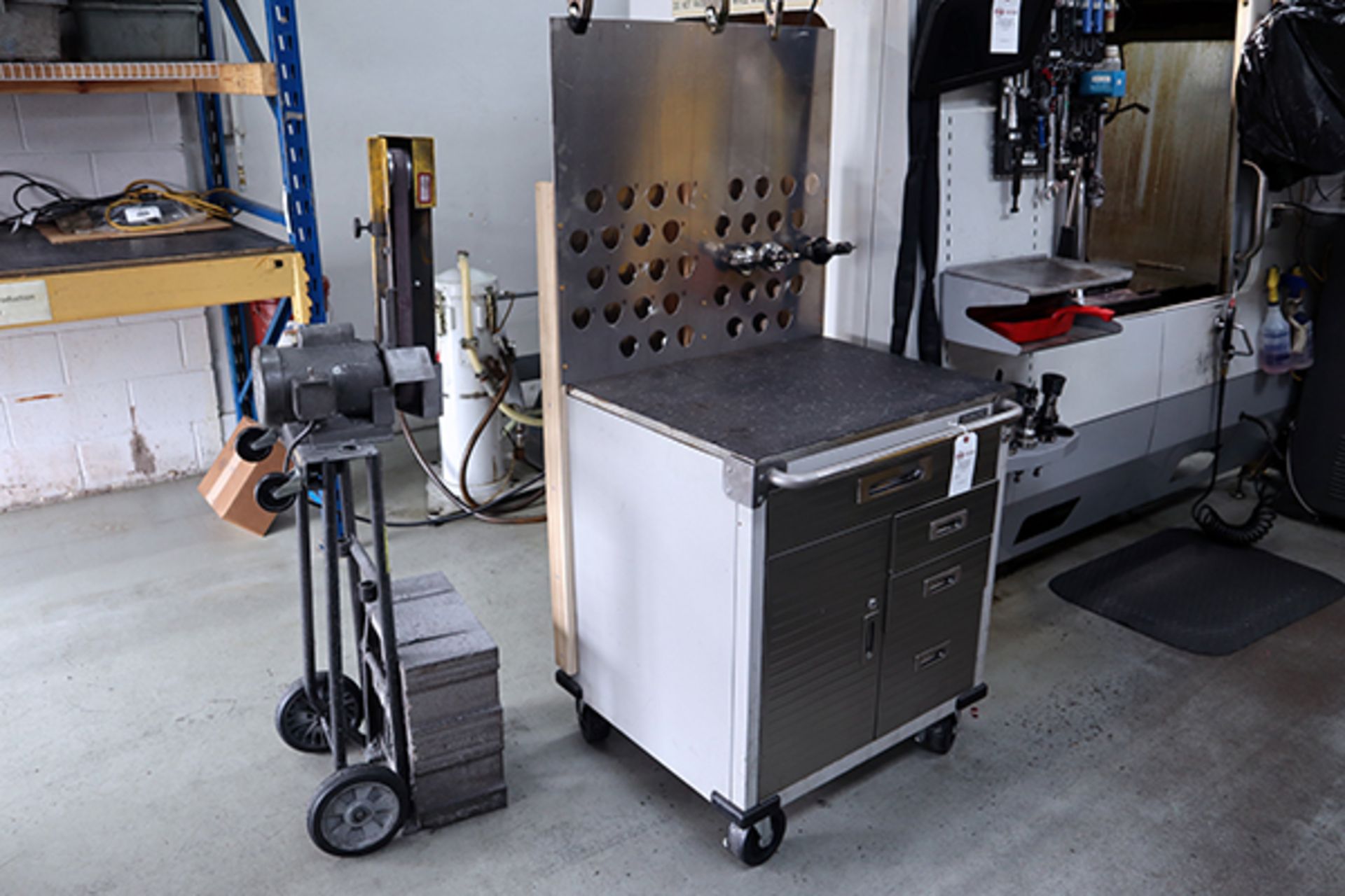 Tool Cart with Drawers - Image 5 of 6