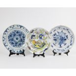 Lot of 3 Delft plates 18th century