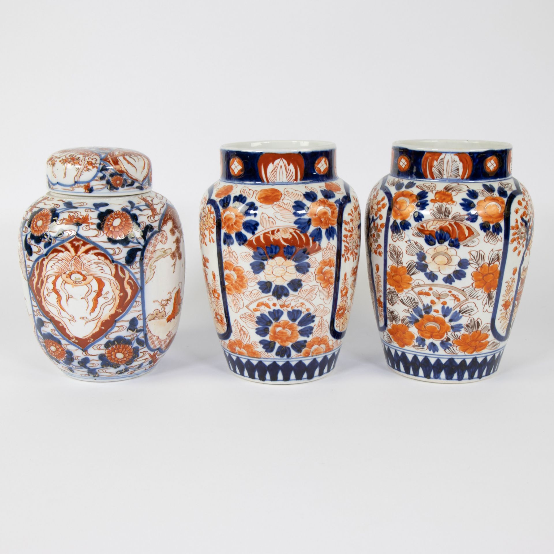 Pair of Japanese Imari lidded vases and one convex lidded vase, 19th century - Image 2 of 6