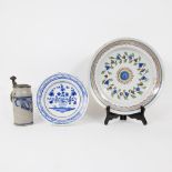 Lot Flemish pottery, 3 plates circa 1800 and beer pot circa 1830