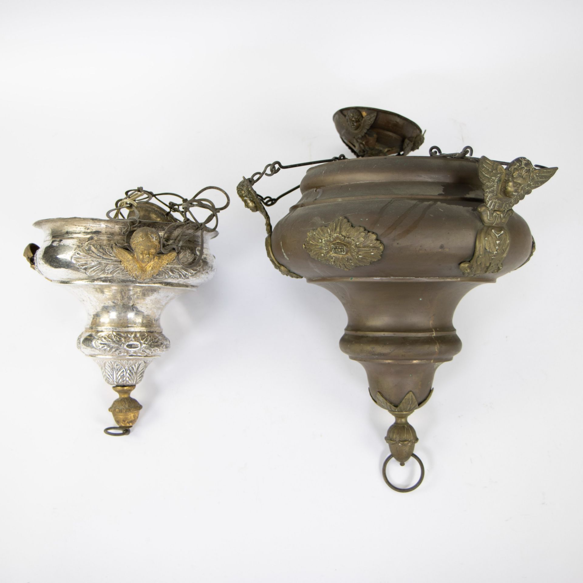 Collection of 2 God lamps 19th century, 1 silvered lamp - Bild 3 aus 4