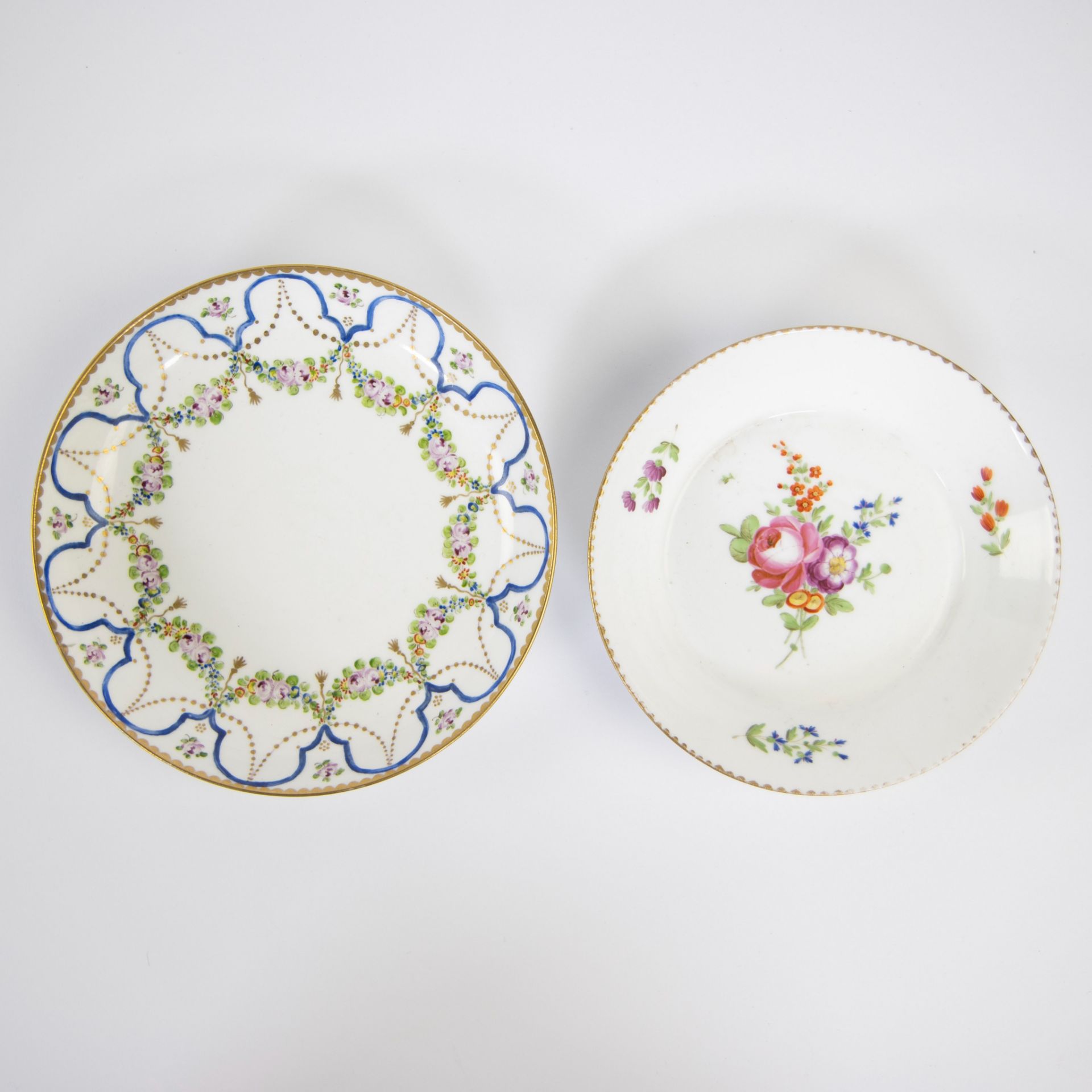 Cup and saucer Sèvres circa 1770 and Vieux Paris circa 1790 - Image 5 of 6