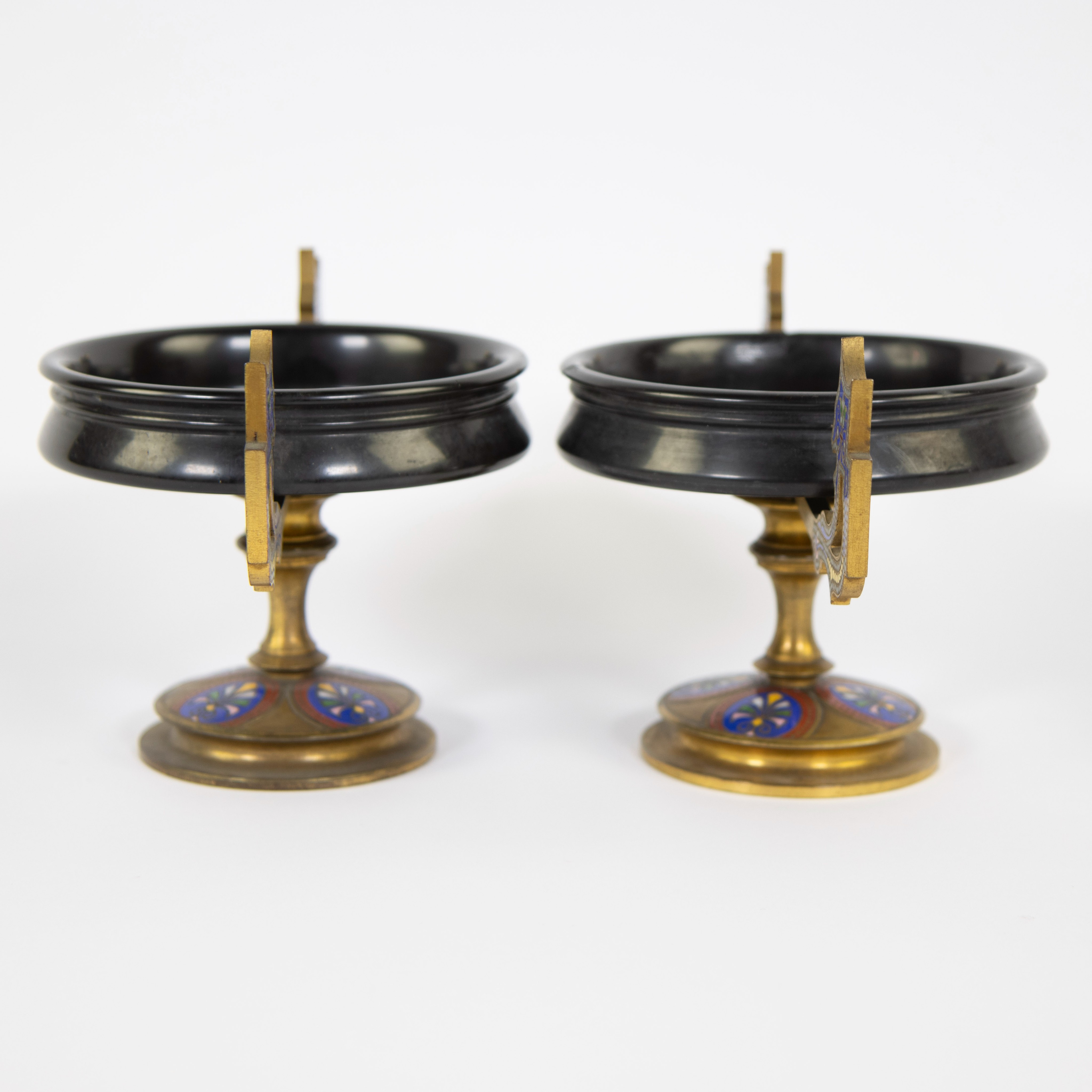 Pair of mantel pieces, bowl in blue and enamel on gilt bronze on foot, Paris late 19th century - Image 3 of 7