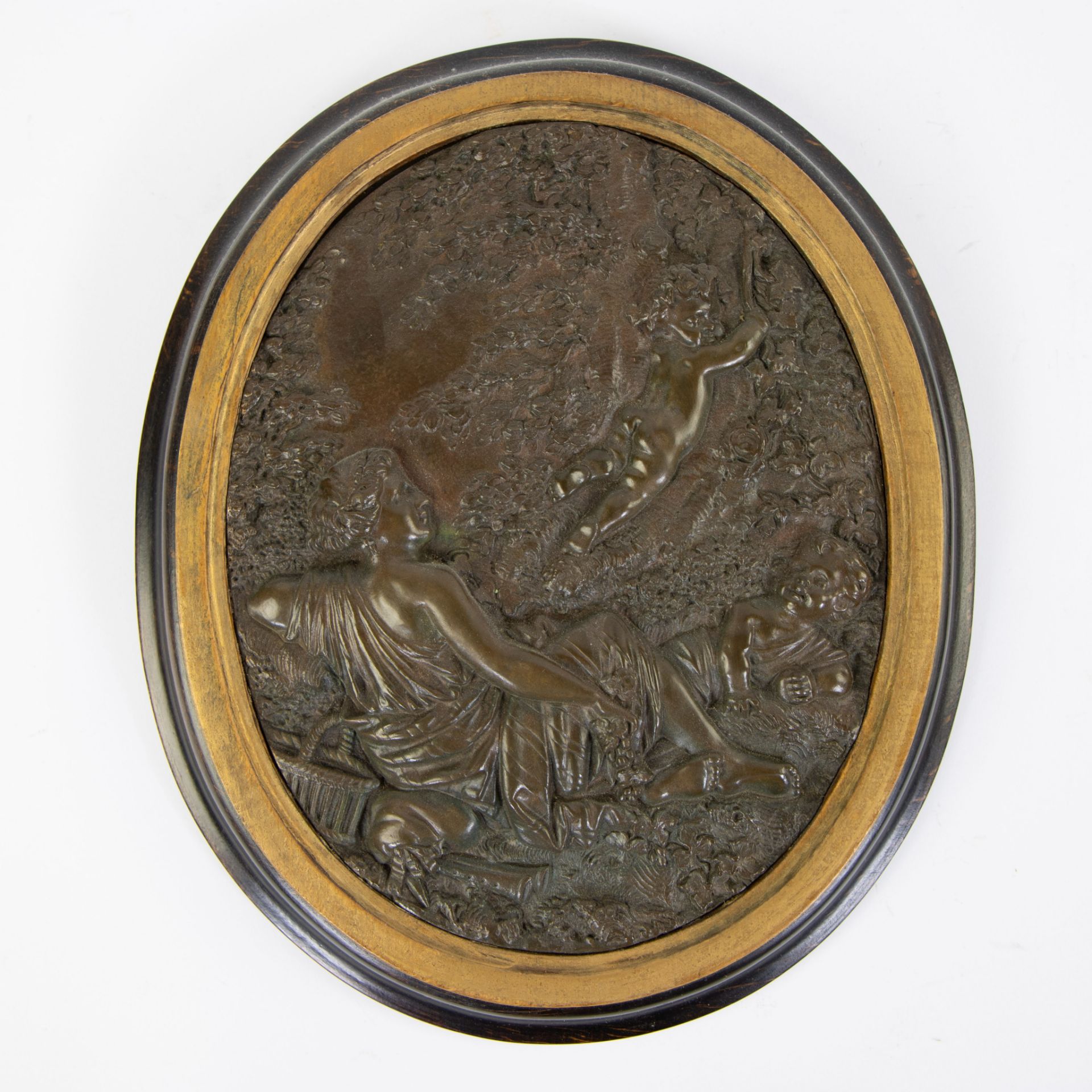 Collection of 2 oval bronze plaques Goddess and children with grapes and tambourine and Goddess with - Image 3 of 4