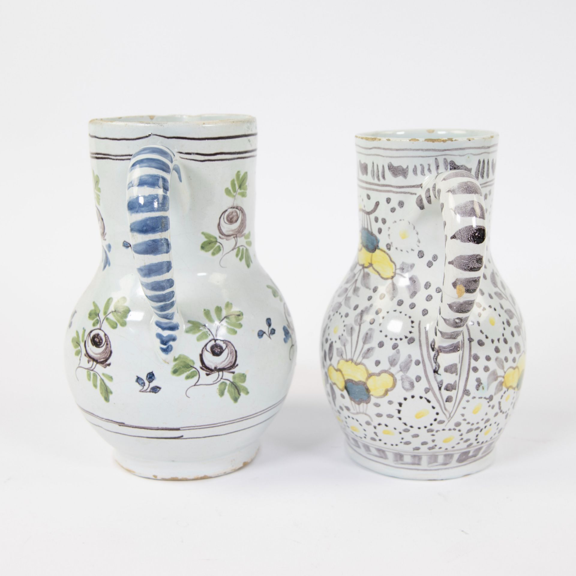 2 jugs with polychromy in faience 18th century - Image 4 of 5
