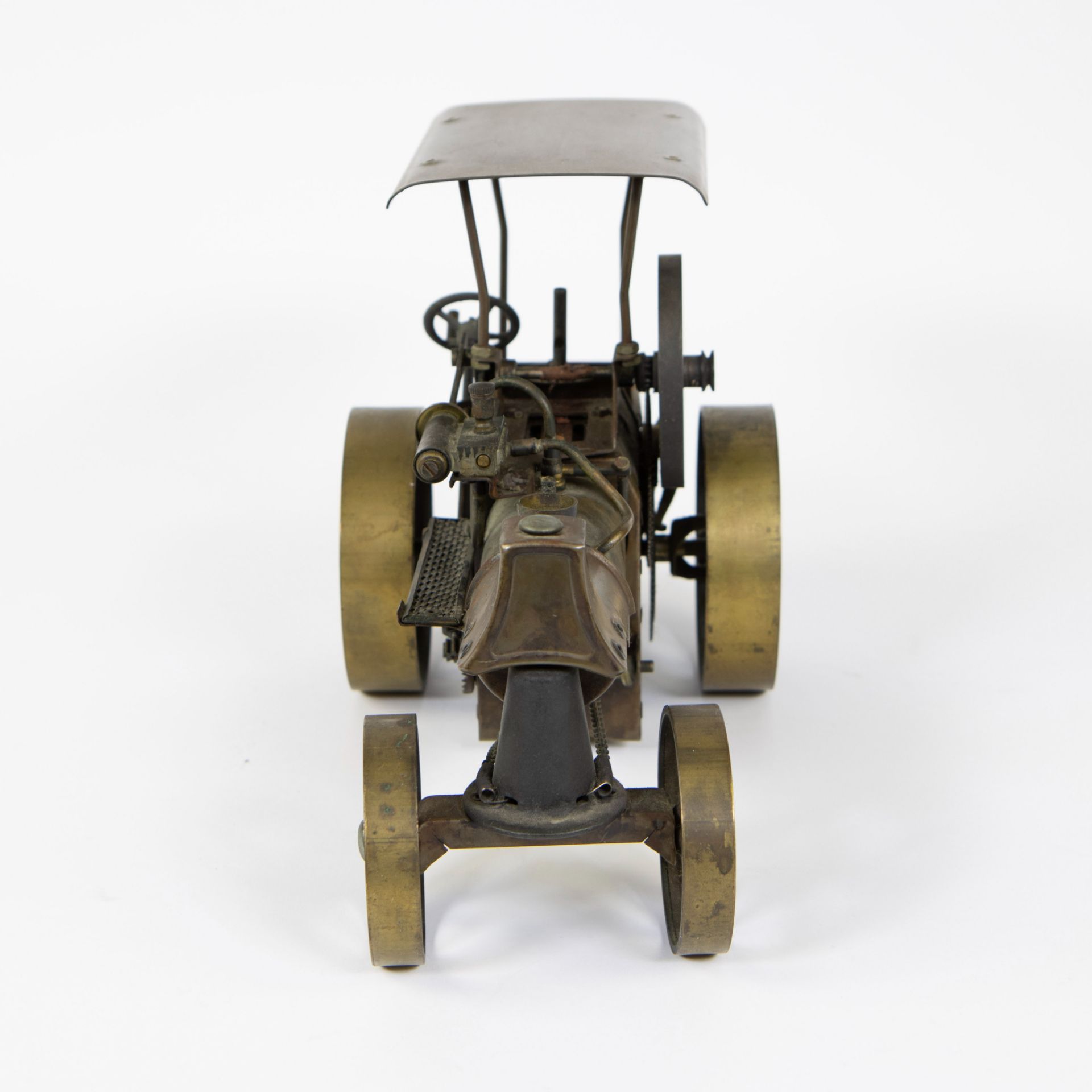 Steam tractor in brass, circa 1900 - Bild 2 aus 4