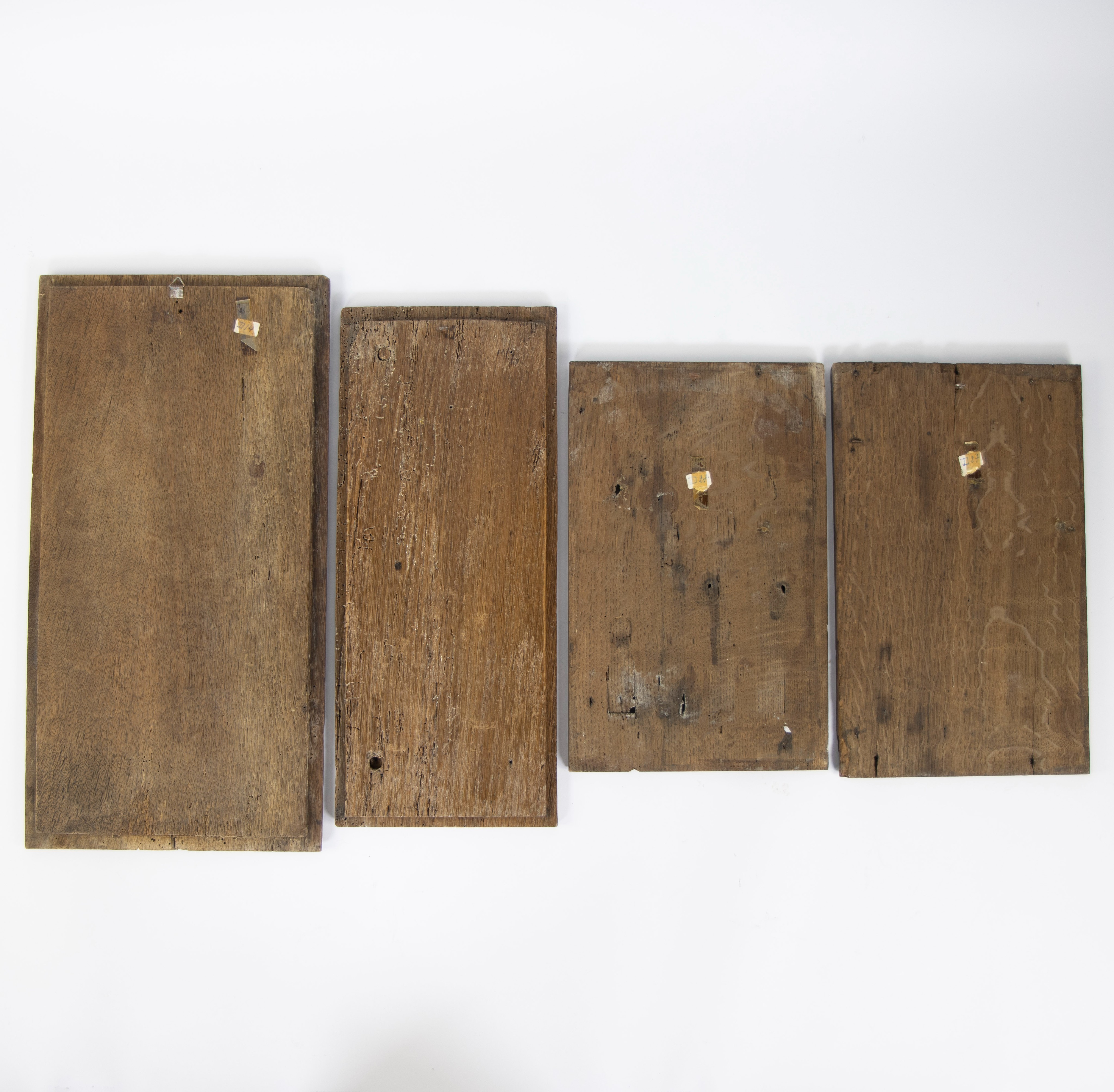 Lot of 3 Gothic panels 16th century and neo-Gothic letter panel - Image 2 of 2