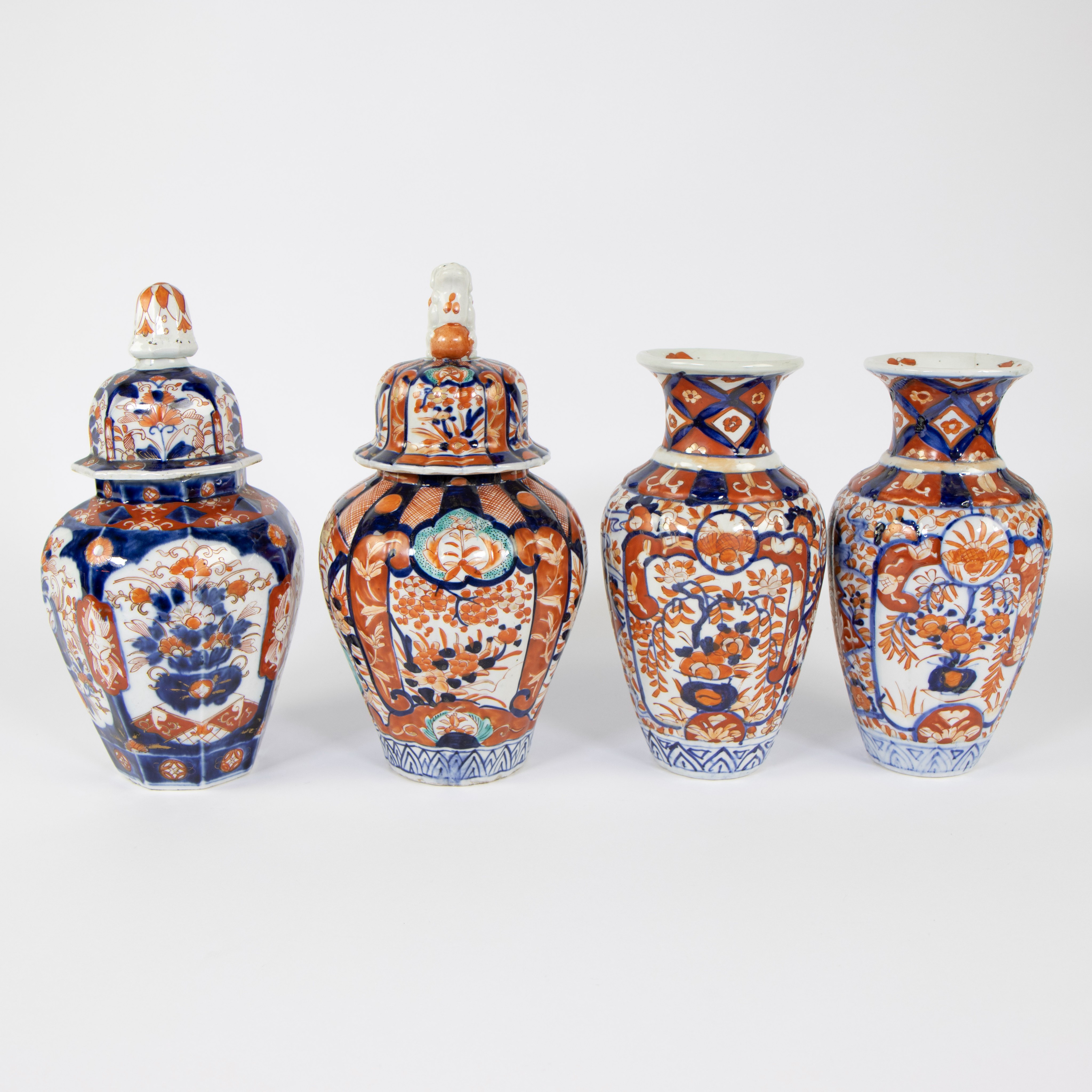 Pair of Japanese Imari vases and 2 lidded vases, 19th century - Image 4 of 6