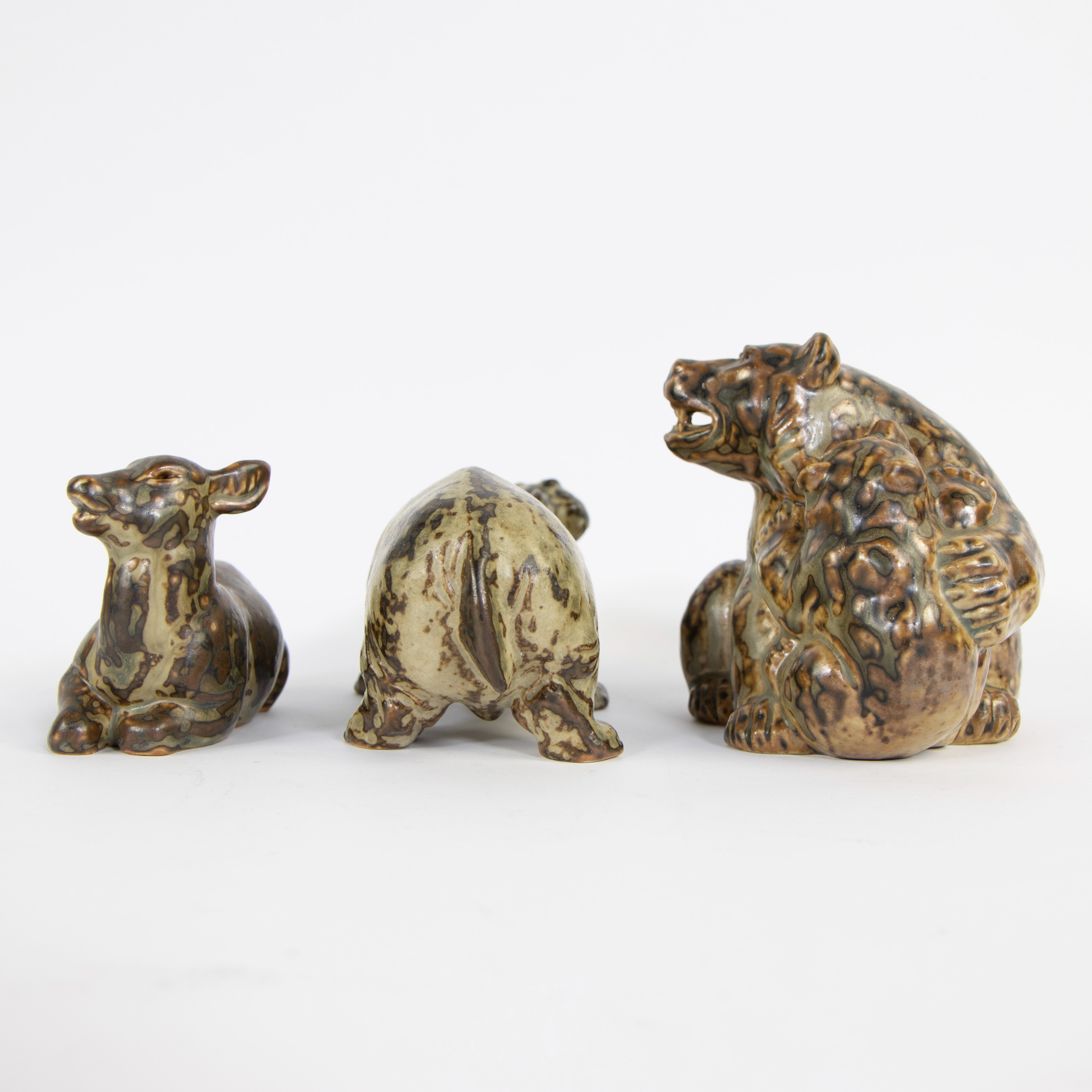 Lot Danish earthenware plate and 3 Royal Copenhagen figurines of animals, marked - Image 3 of 6
