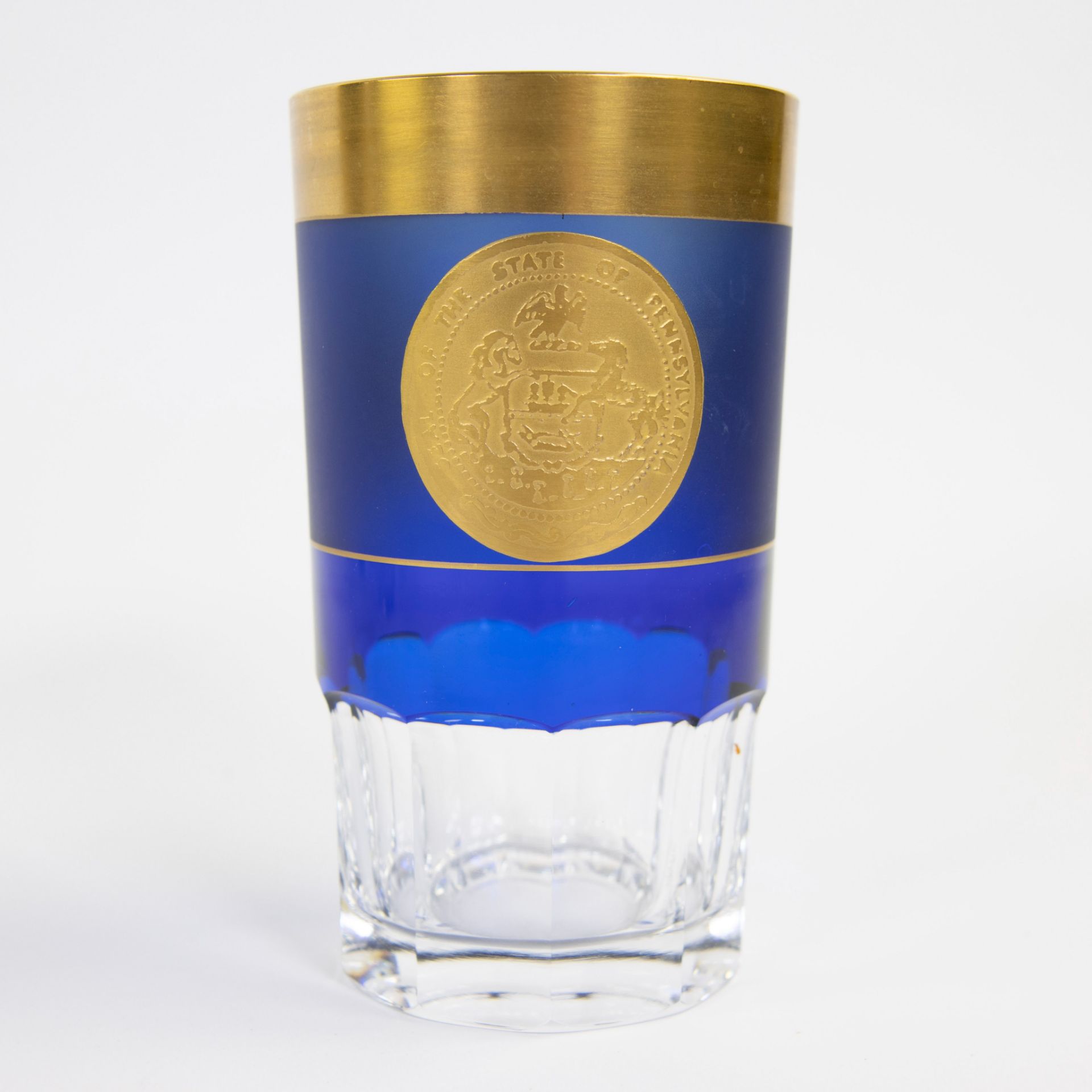 Val Saint Lambert Whiskey crystal decanter and 6whiskey glasses clear and blue crystal with gilded d - Image 2 of 6