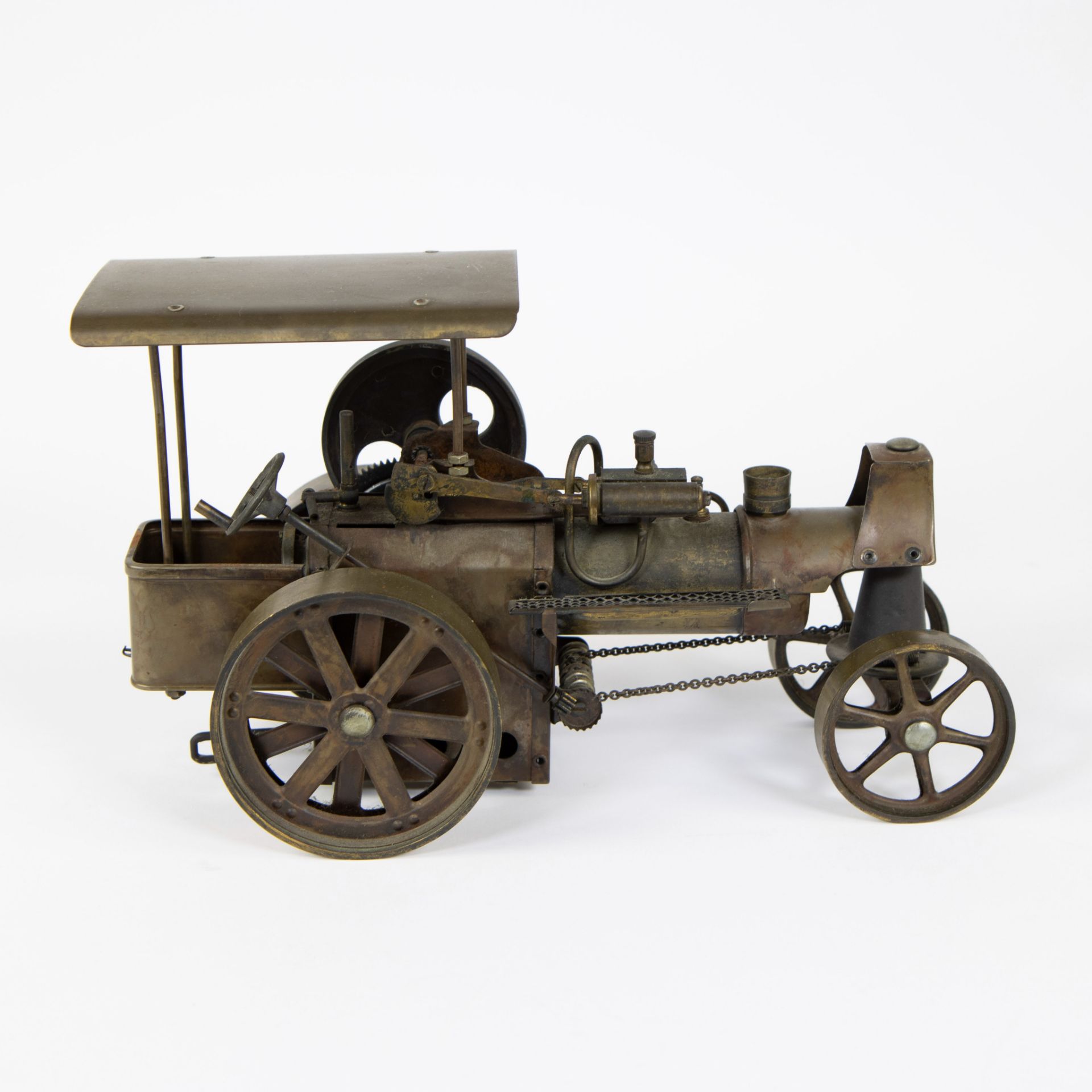 Steam tractor in brass, circa 1900 - Bild 3 aus 4