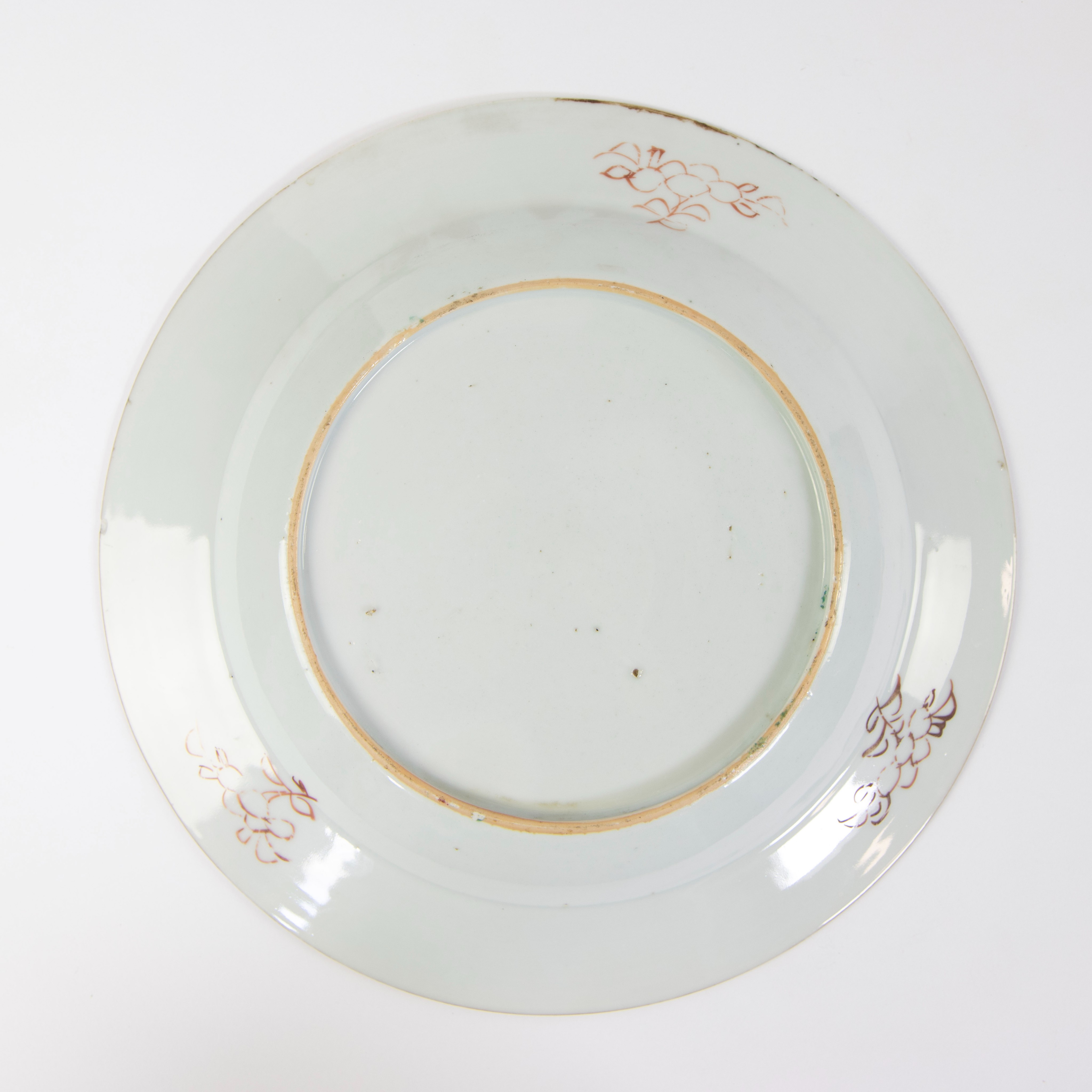 Lot of 5 Chinese famille rose plates, 18th century - Image 11 of 18