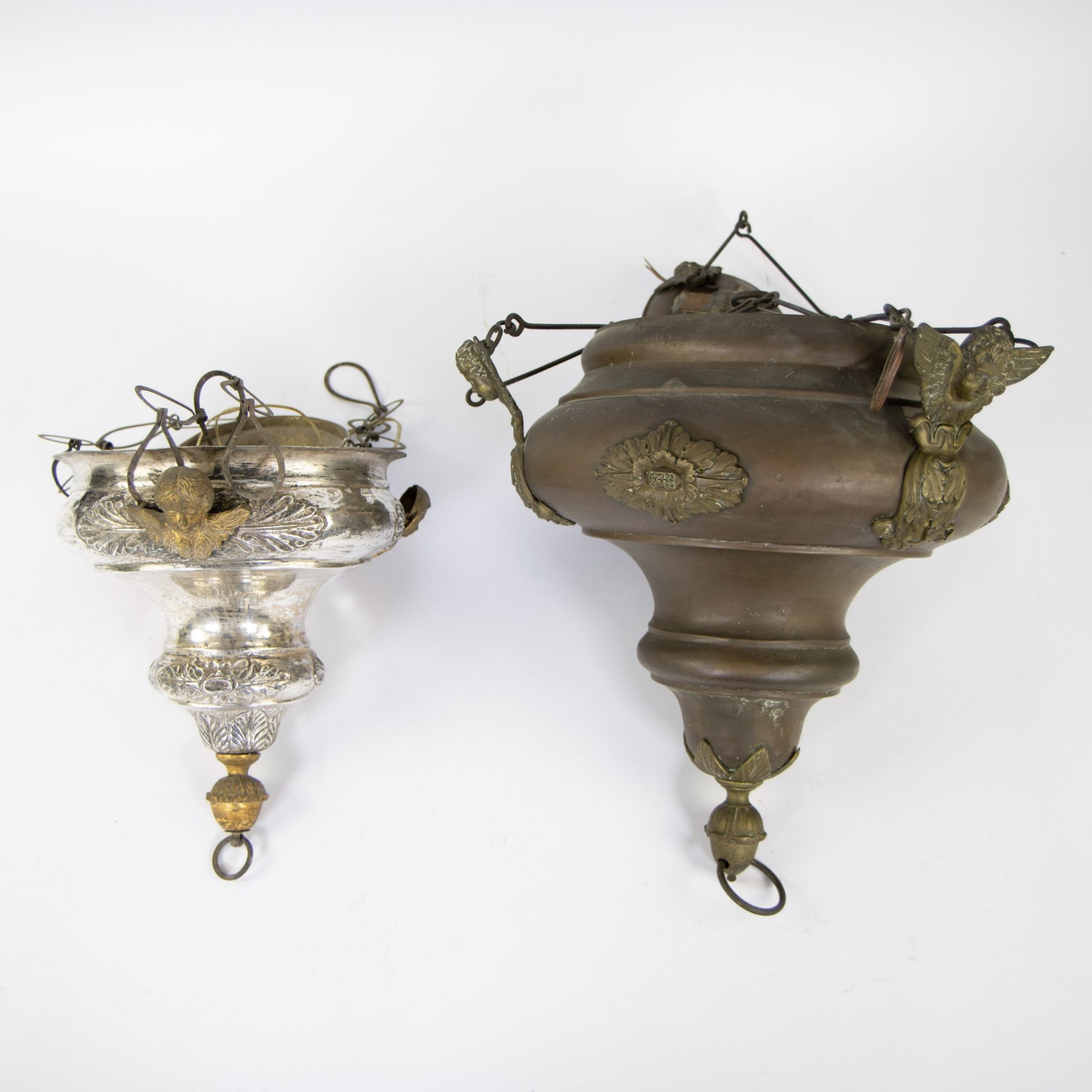 Collection of 2 God lamps 19th century, 1 silvered lamp