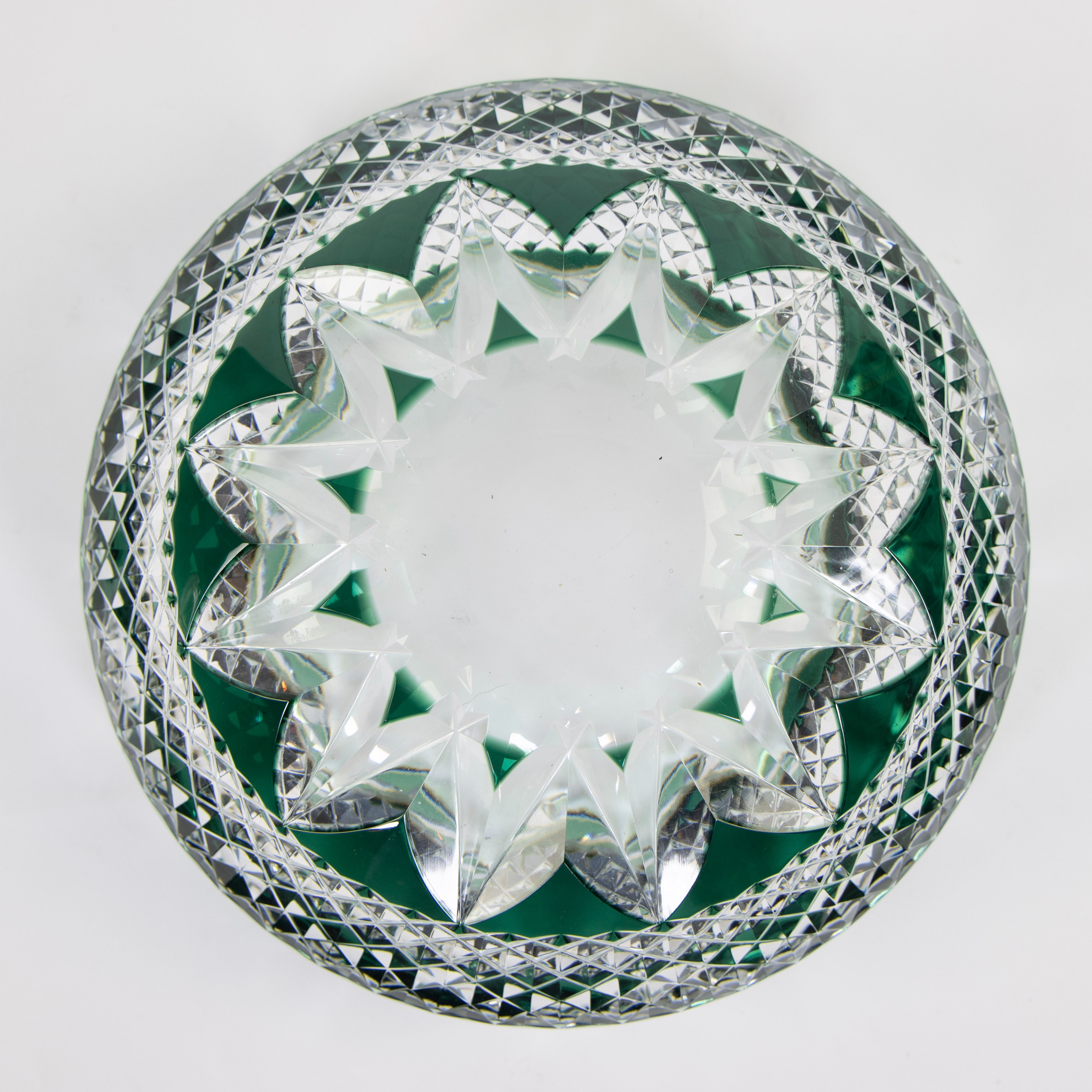 Val Saint Lambert colorless and light green cut crystal bowl with diamond cut decor , signed - Image 6 of 6