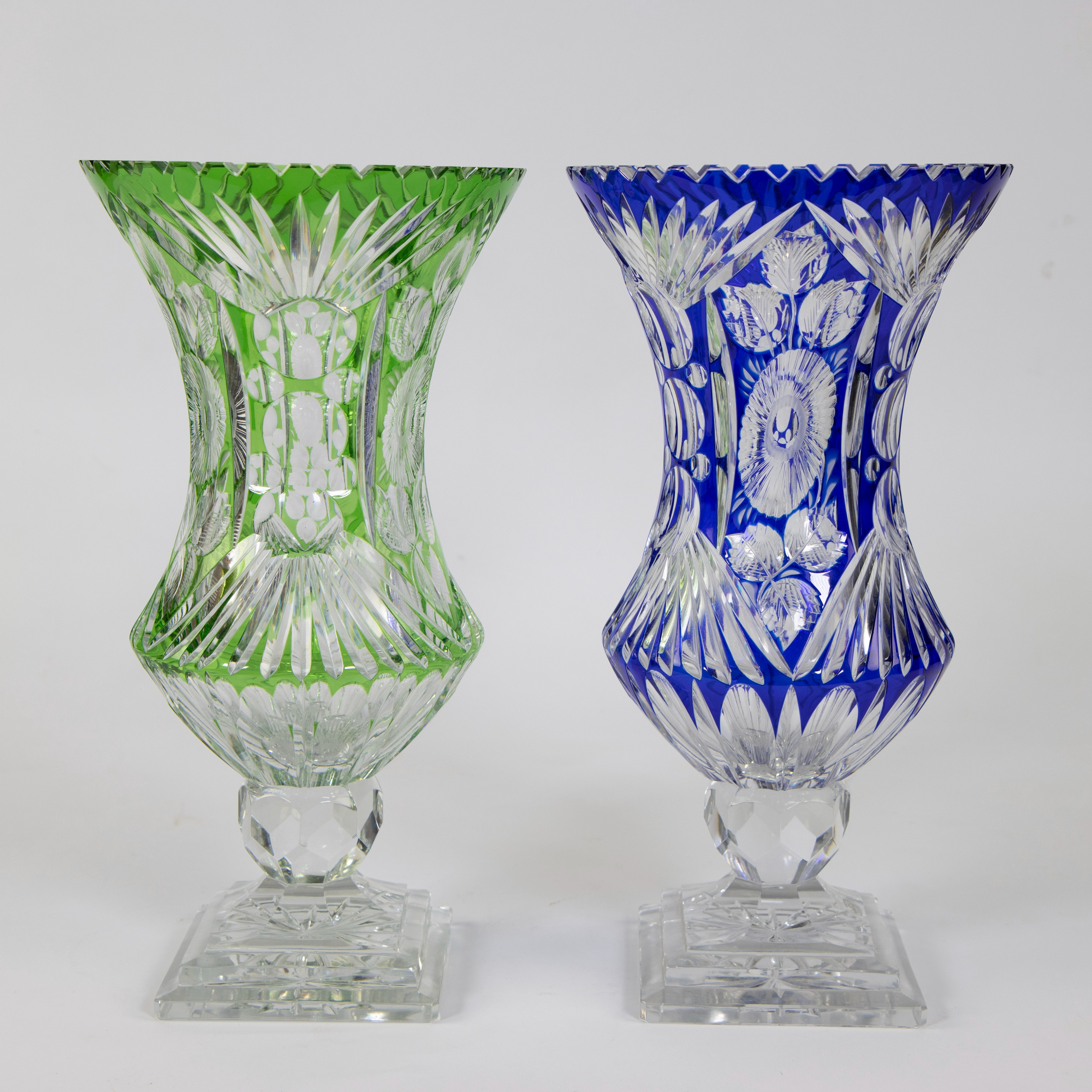 Collection of 2 Bohemian crystal vases light green and cobalt blue - Image 3 of 4