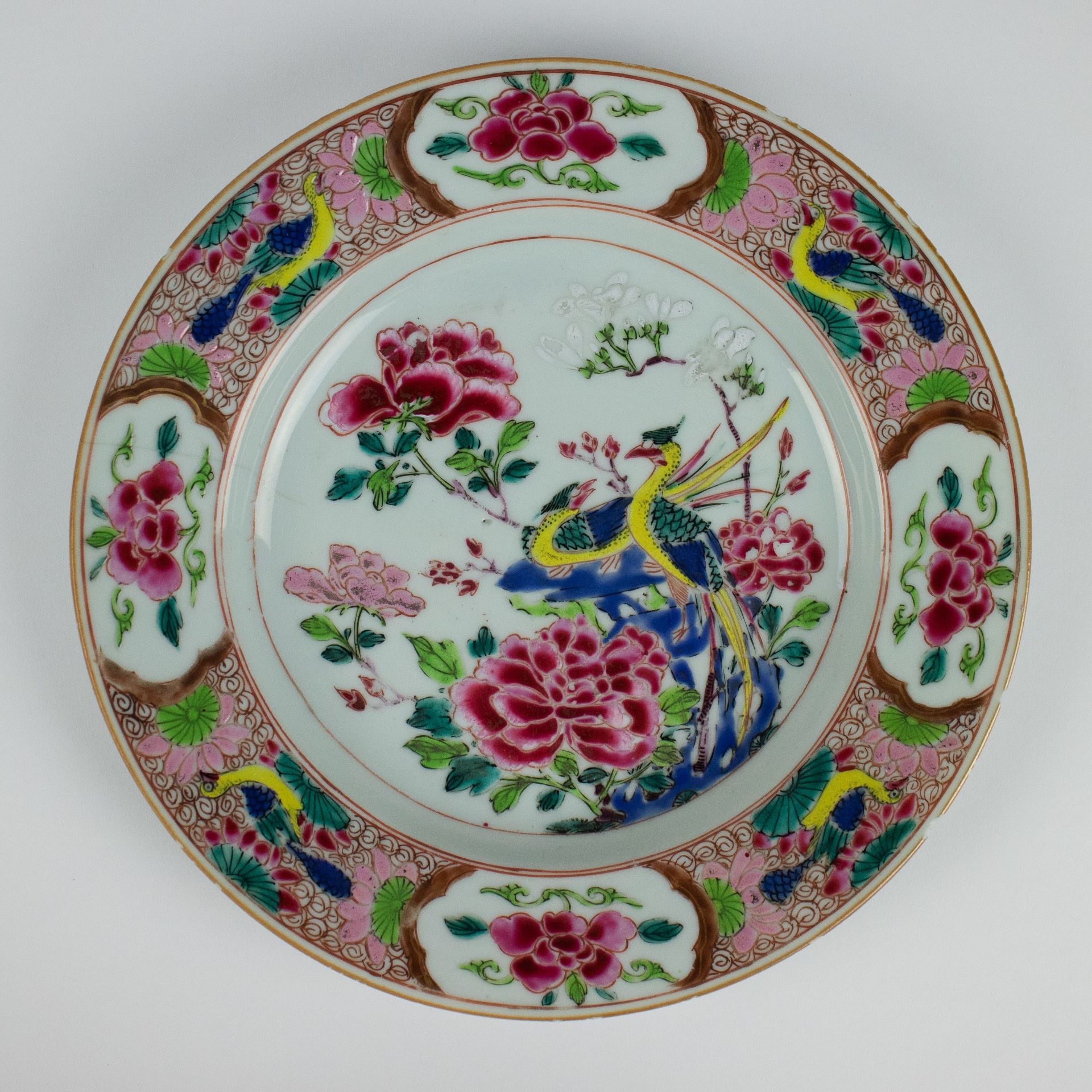 3 Chinese plates famille rose Qianlong - Image 2 of 9