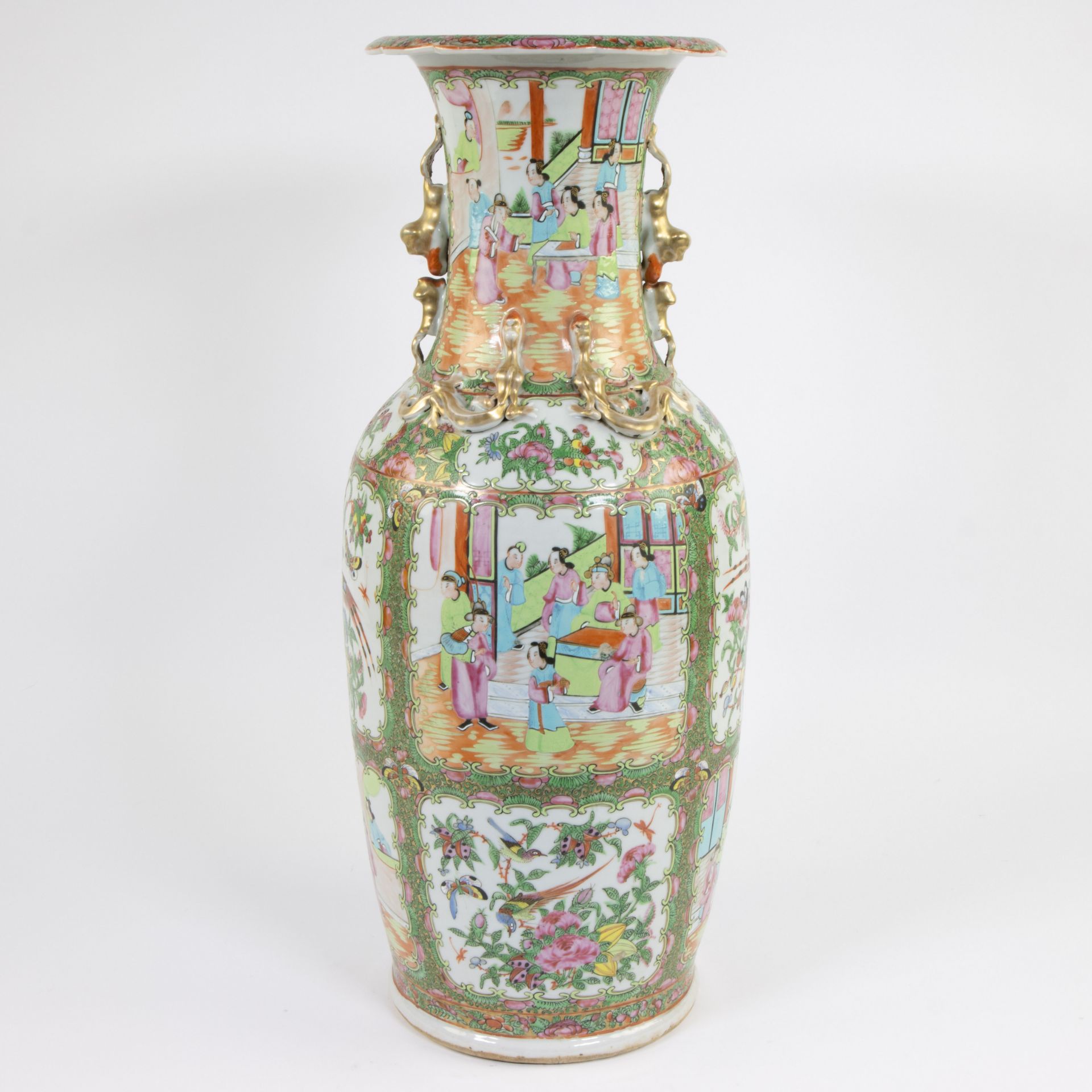 Chinese canton vase famille rose, 19th century - Image 3 of 6