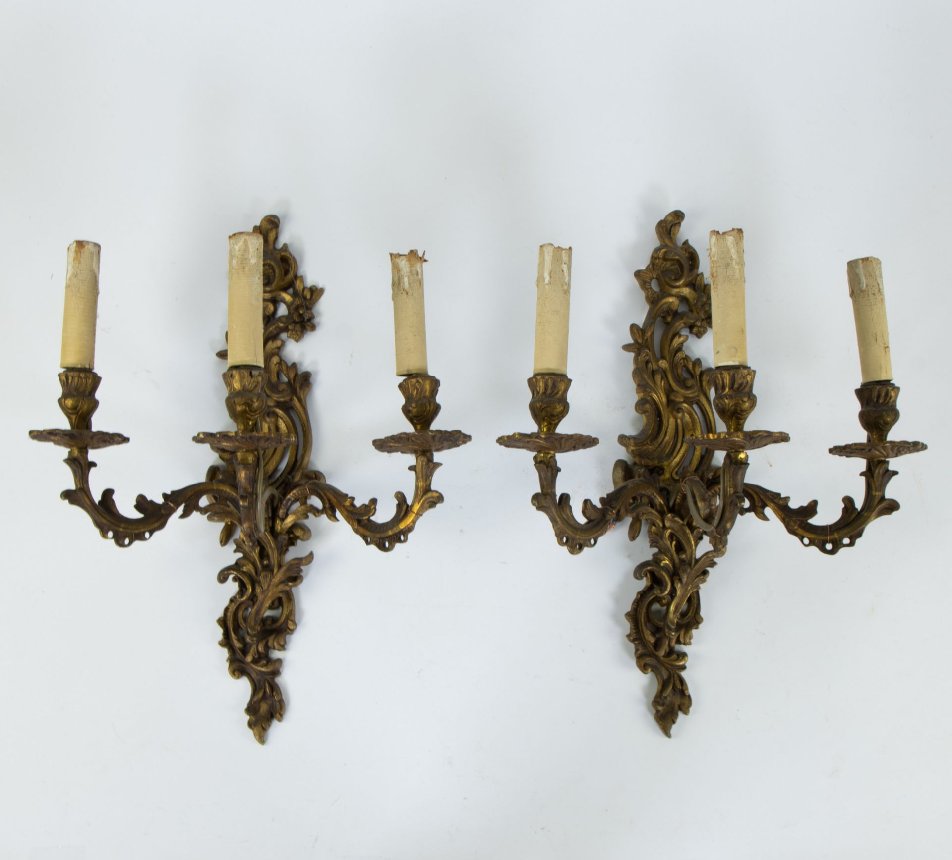 Pair of bronze wall sconces Louis XV style