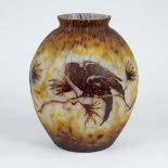 French Art Deco cameo glass vase with parrot decor, probably Le verre Français - Schneider (Charder)