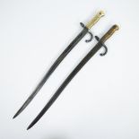 Lot of 2 bayonets, French, late 19th century