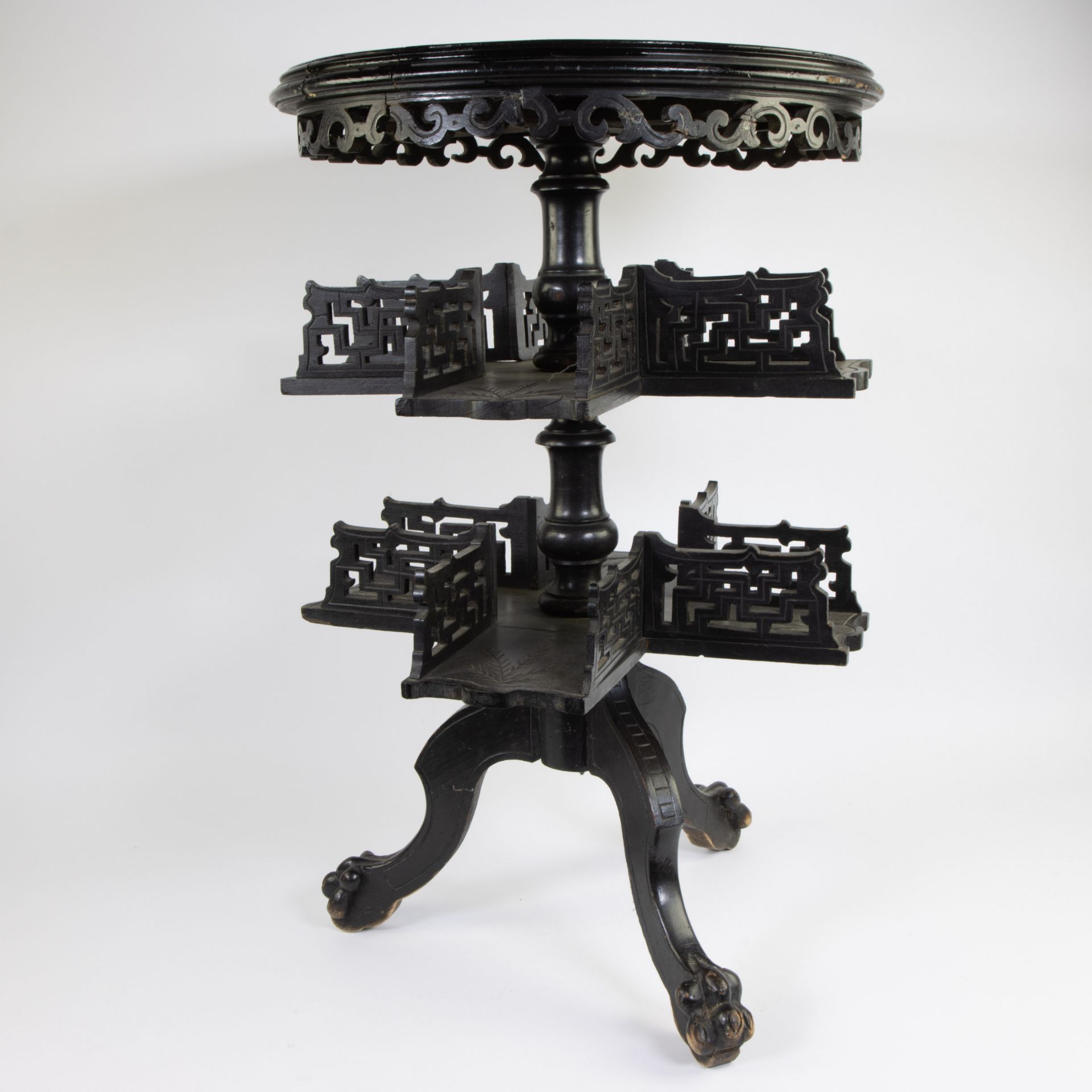 French round table with revolving book stand In the style of Gabriel Viardot, circa 1900 - Bild 4 aus 5