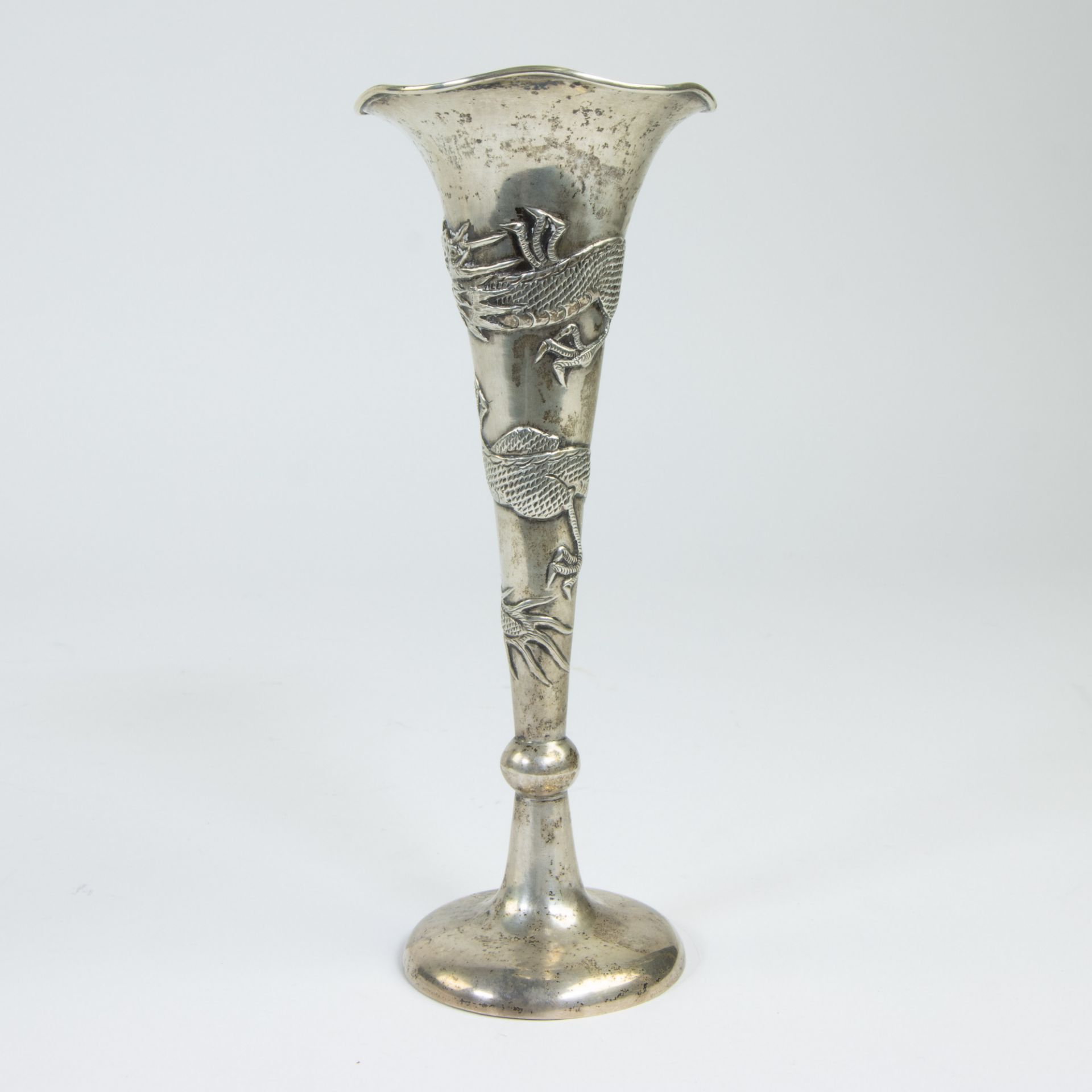 A silver Chinese soliflore vase decorated with a dragon chasing the sacred pearl. - Image 2 of 6