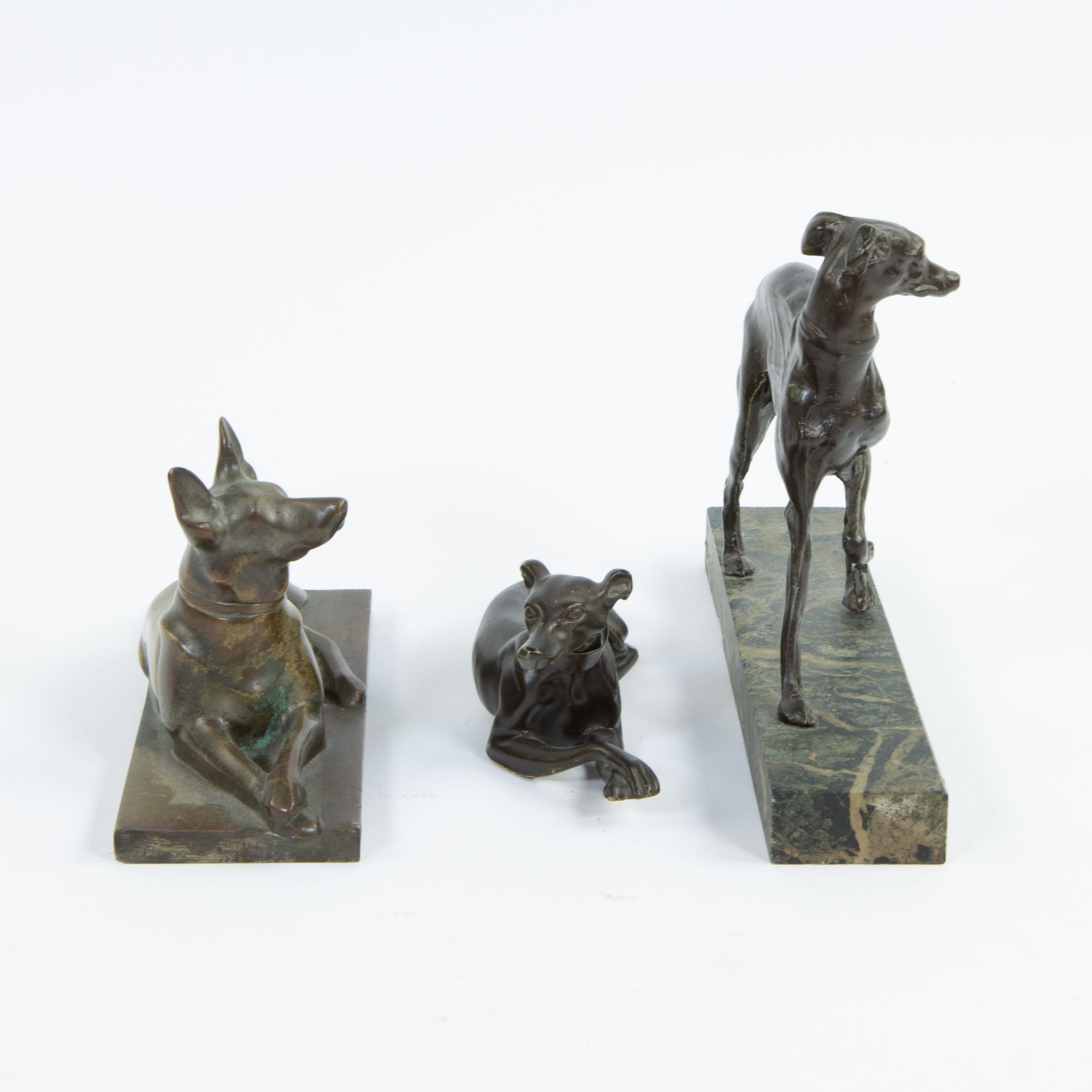 Collection of 3 bronze dogs - Image 2 of 4