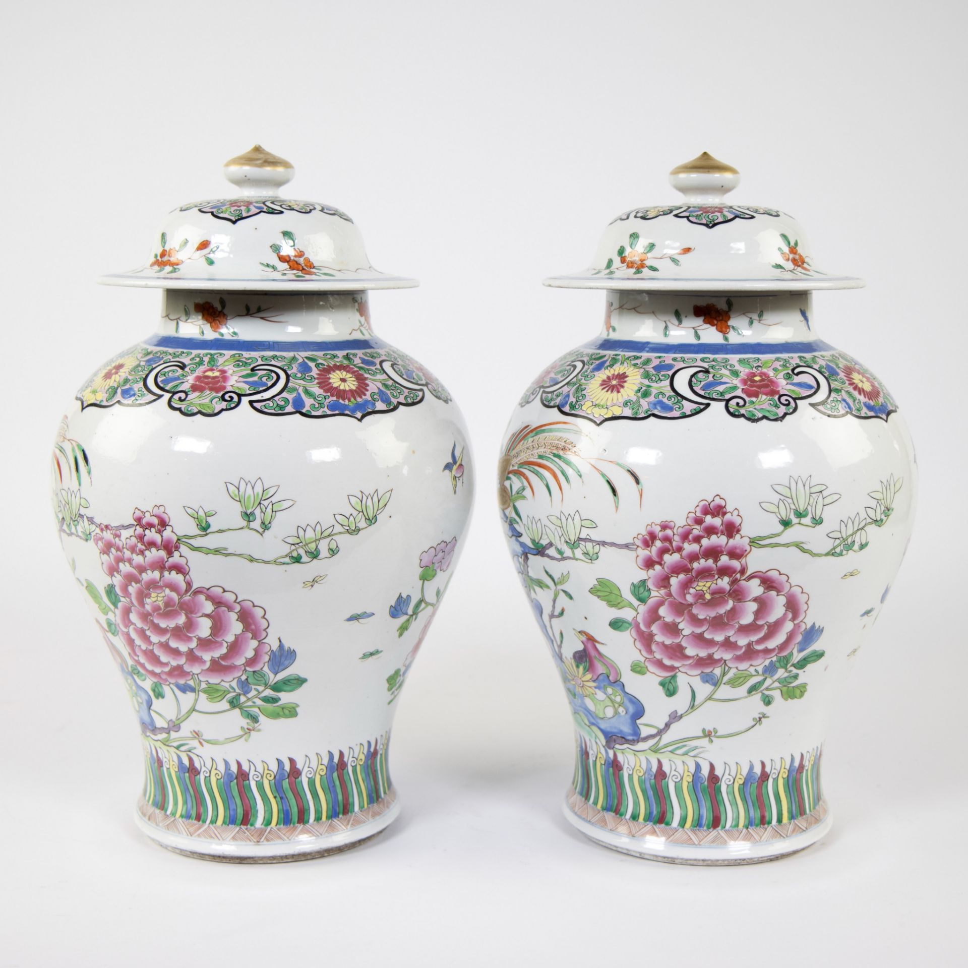 Pair of Samson lidded famille rose vases with decoration of pheasant on blue rock, 19th century - Image 2 of 12