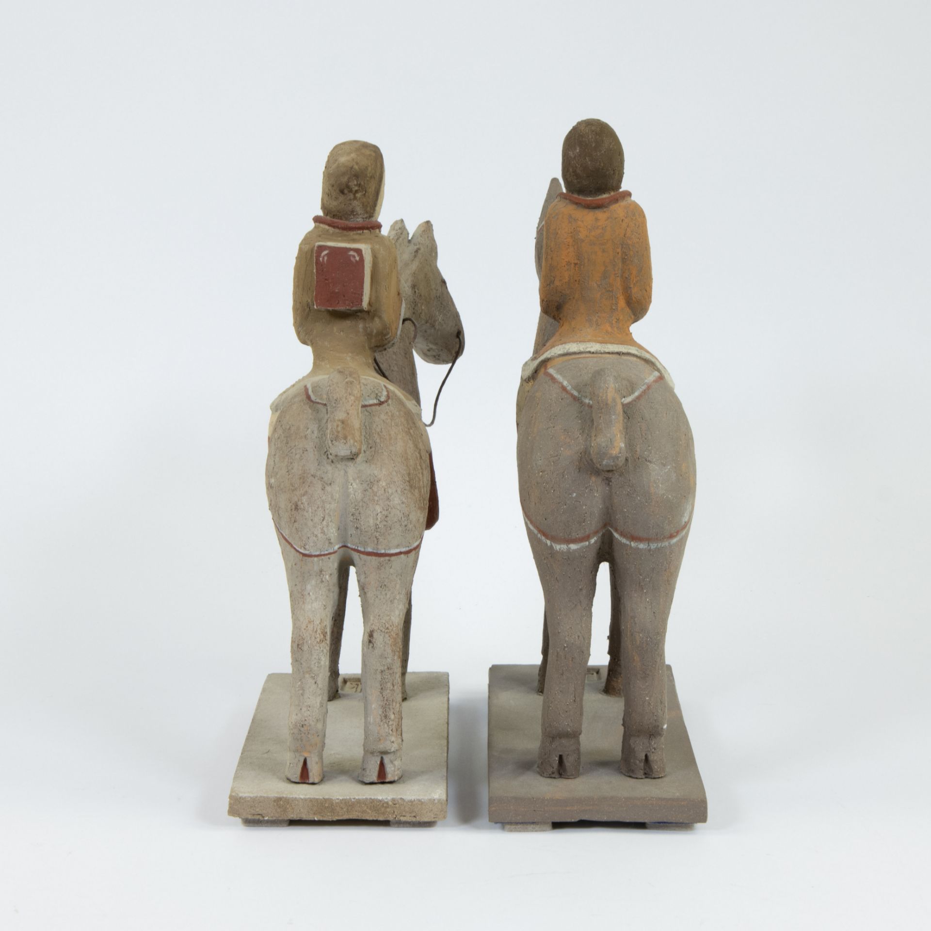 Collection of 2 terracotta horses with rider, contemporary, marked DK - Image 5 of 6