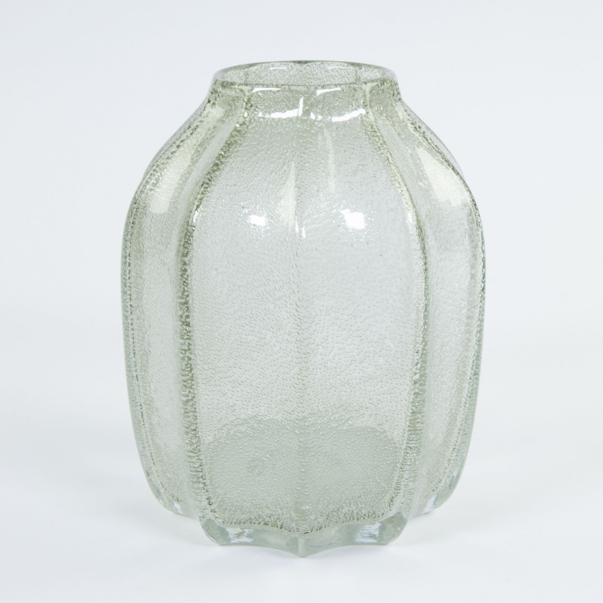 Daum Nancy clear bubbled glass vase, France - Image 3 of 5