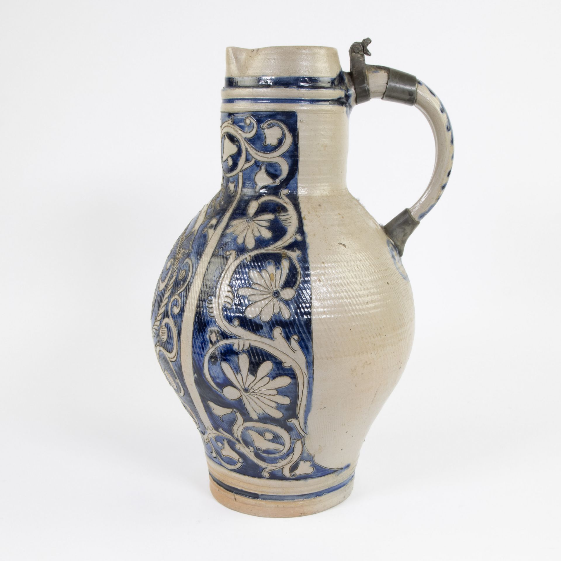 Stoneware jug, German, Westerwald 18th century - Image 3 of 6