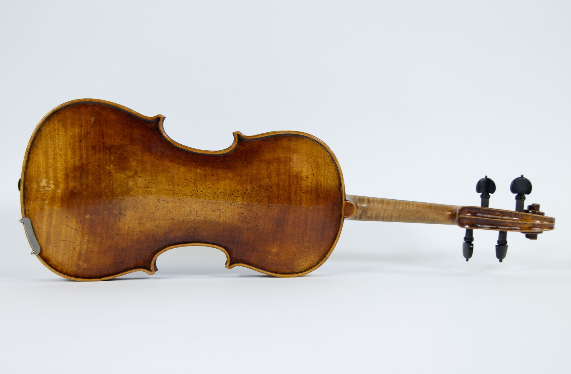 Violin probably Markneukirchen (interwar) with label Repariert by Alfred Walter Geigenbauermeister K - Bild 4 aus 5