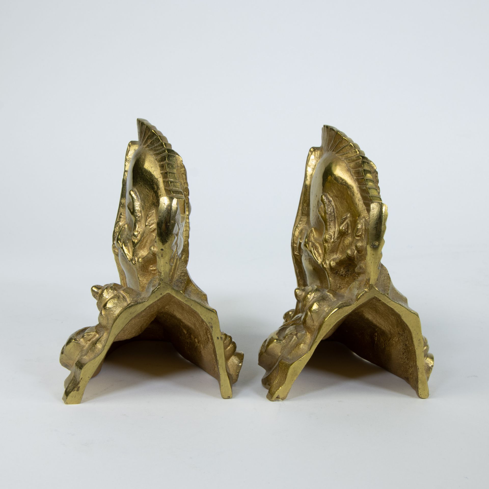 Pair of Art Deco gilded bronze bookends in the shape of fish - Image 4 of 4