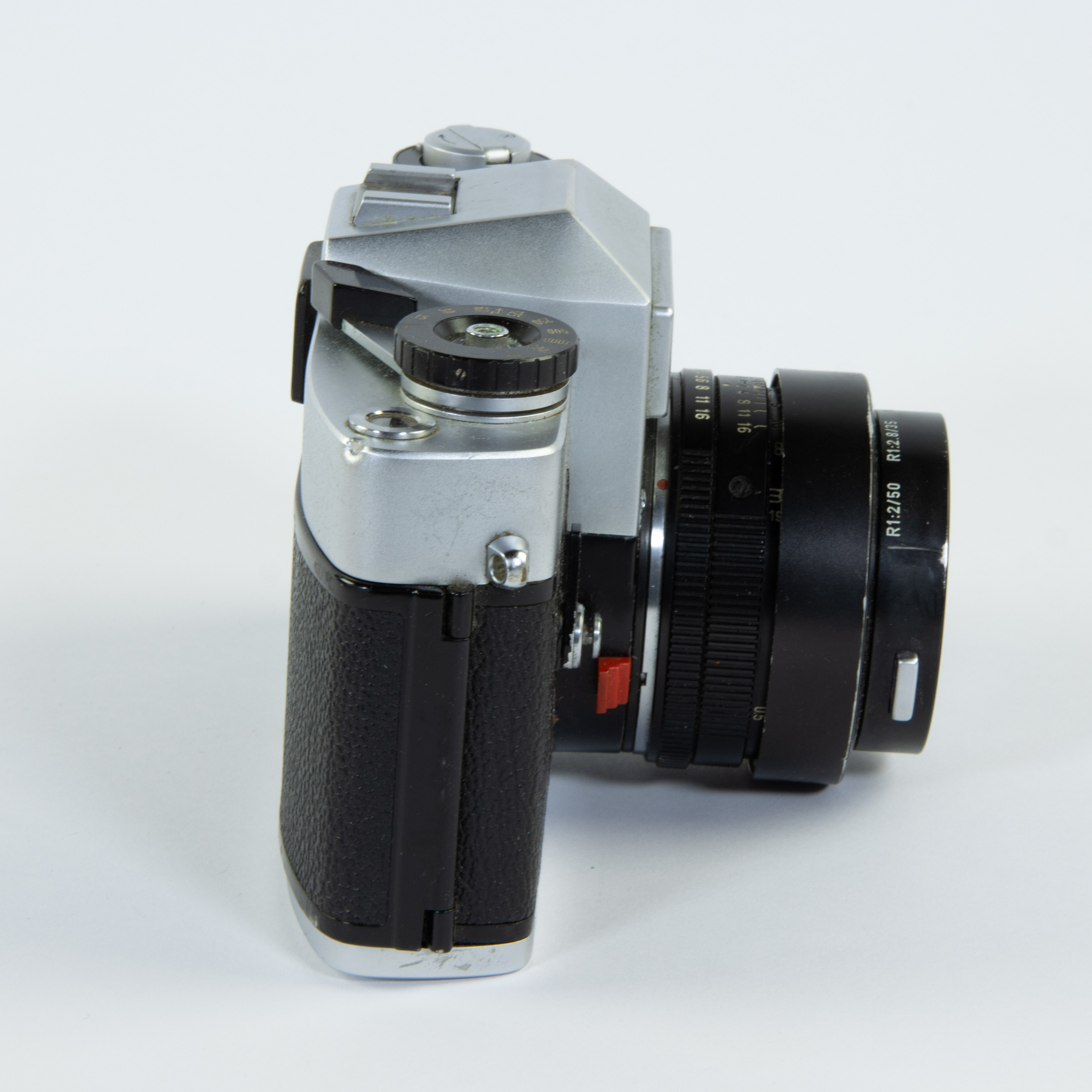 LEICAFLEX camera with accompanying telephoto lens - Image 6 of 11
